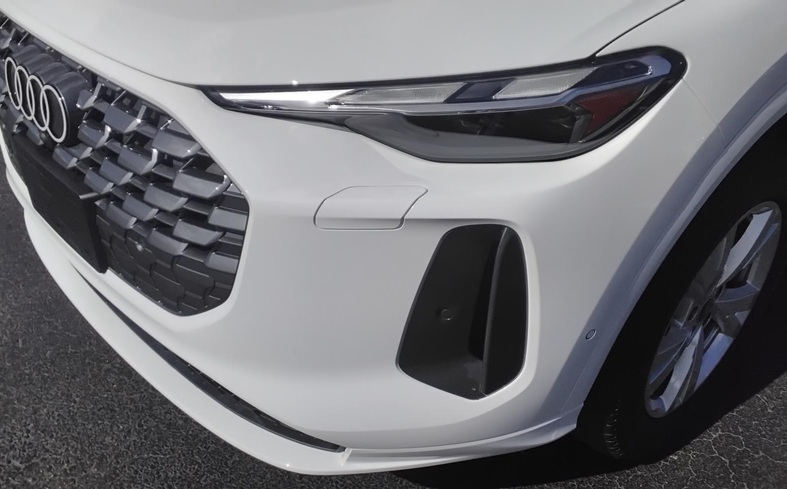 2025 Audi Q5 Premium