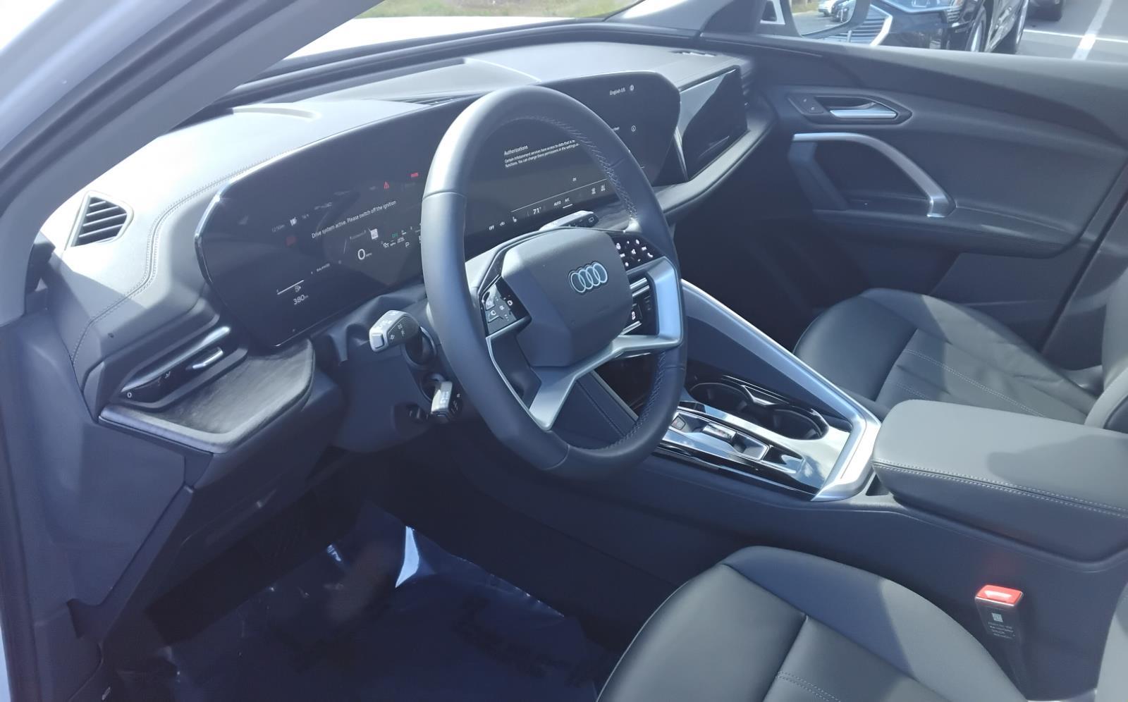 2025 Audi Q5 Premium