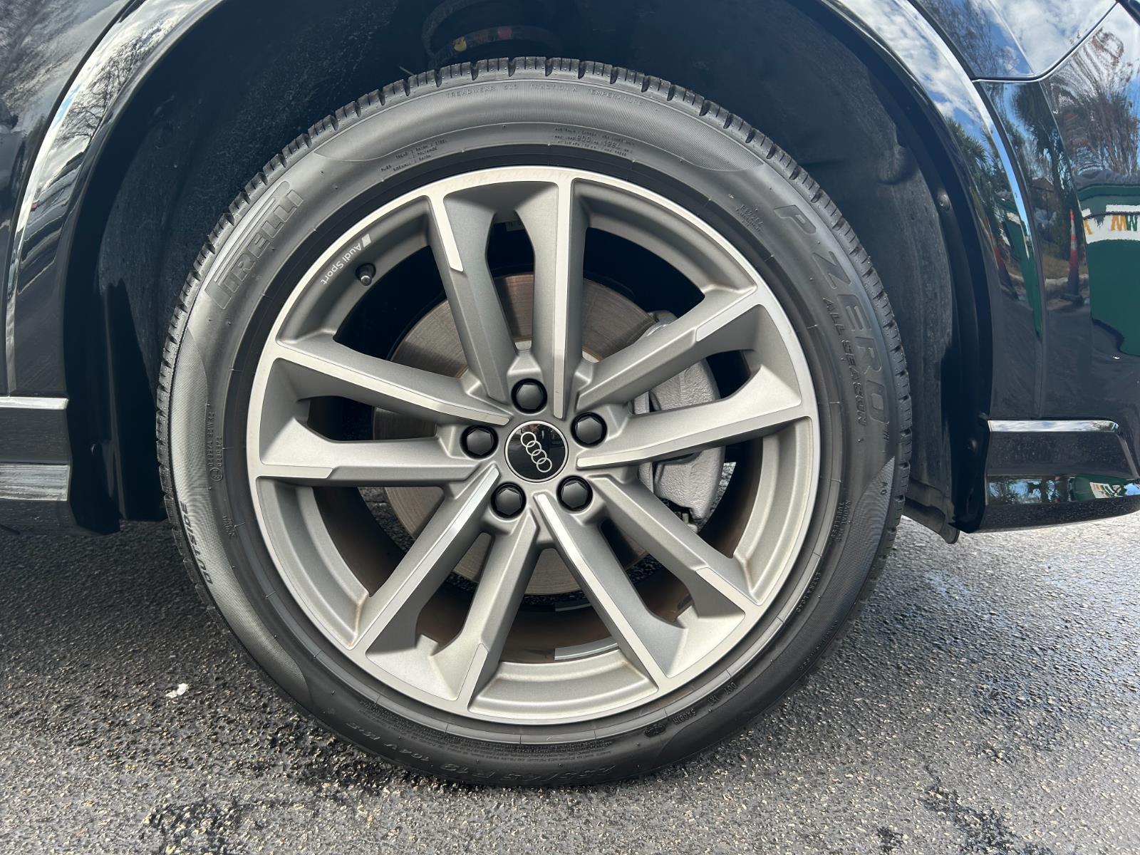 2025 Audi Q3 S line Premium