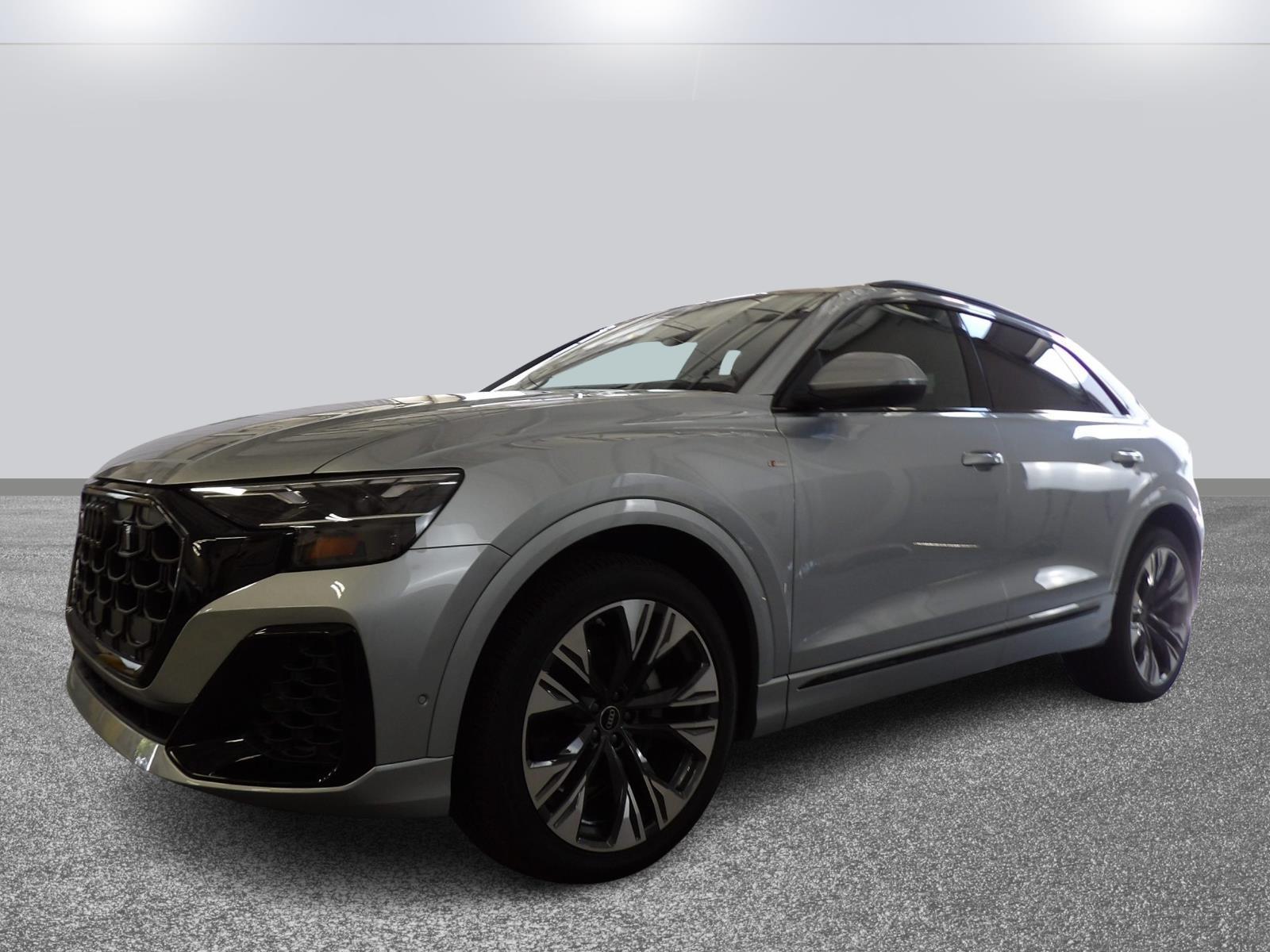 2025 Audi Q8 Premium Plus