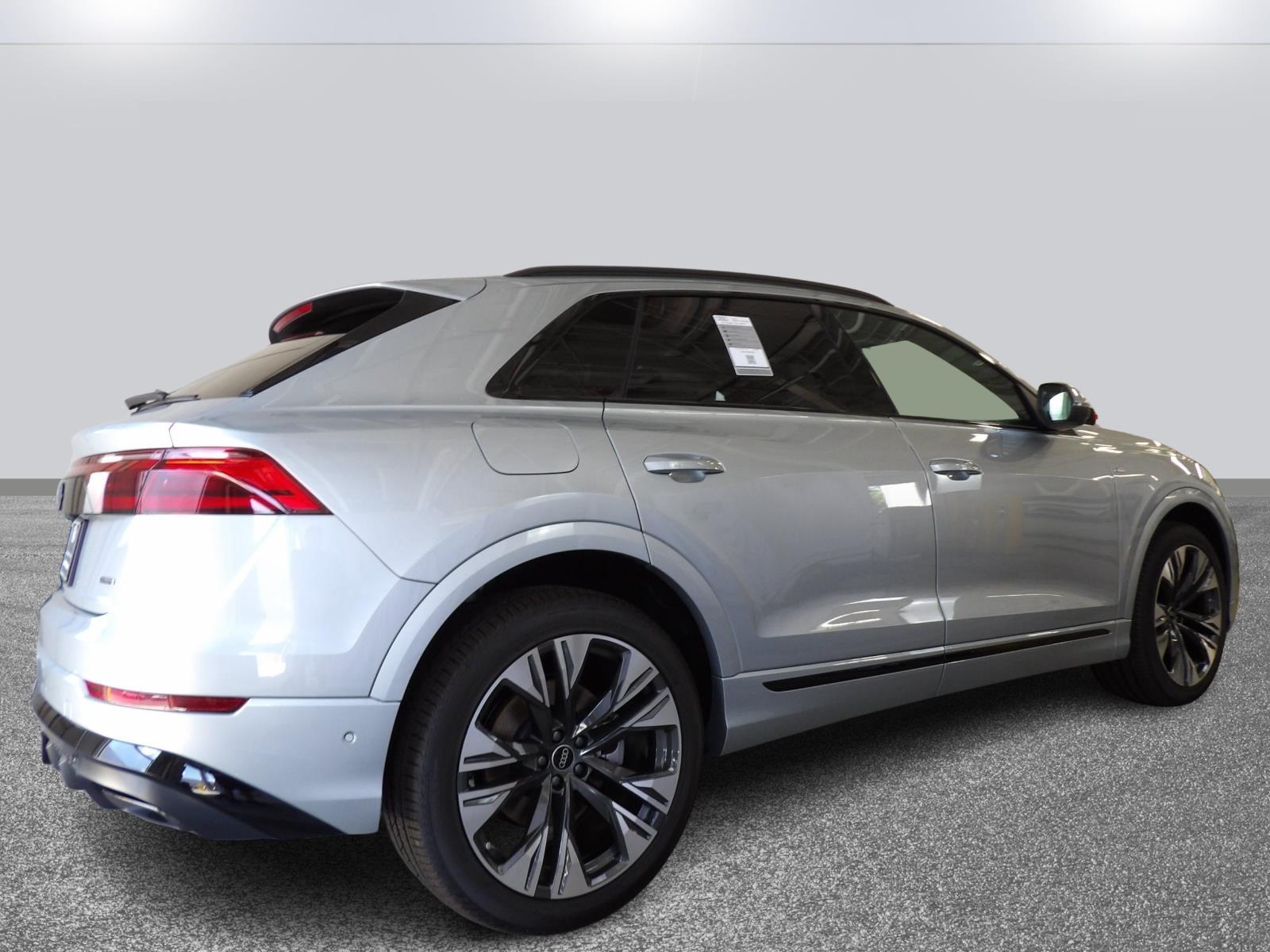 2025 Audi Q8 Premium Plus