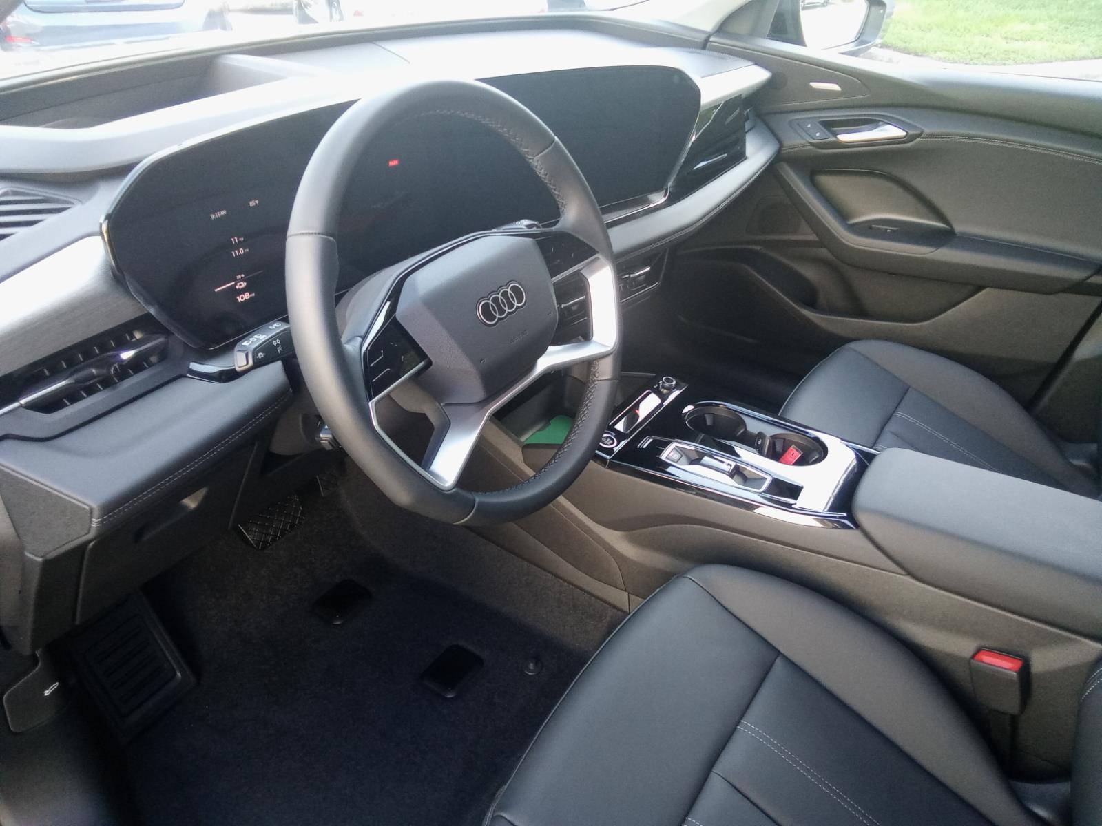 2025 Audi Q6 e-tron Premium Plus