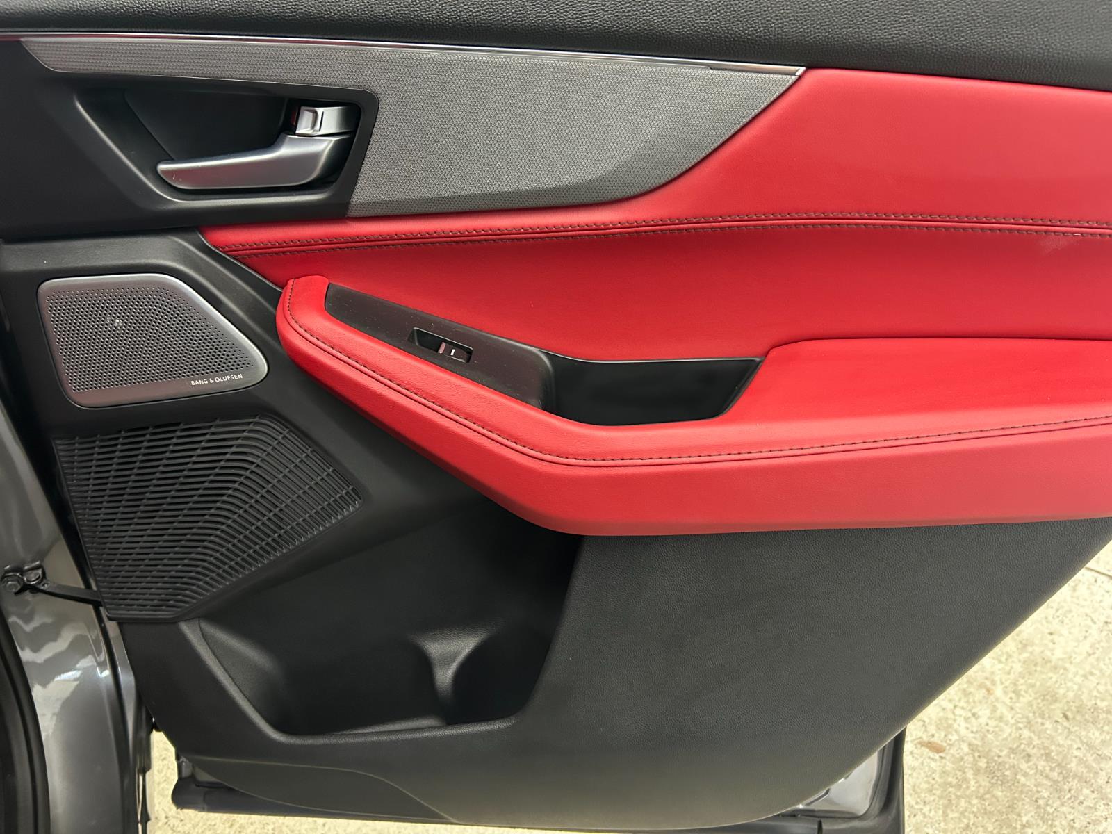 2025 Acura MDX w/A-Spec Package