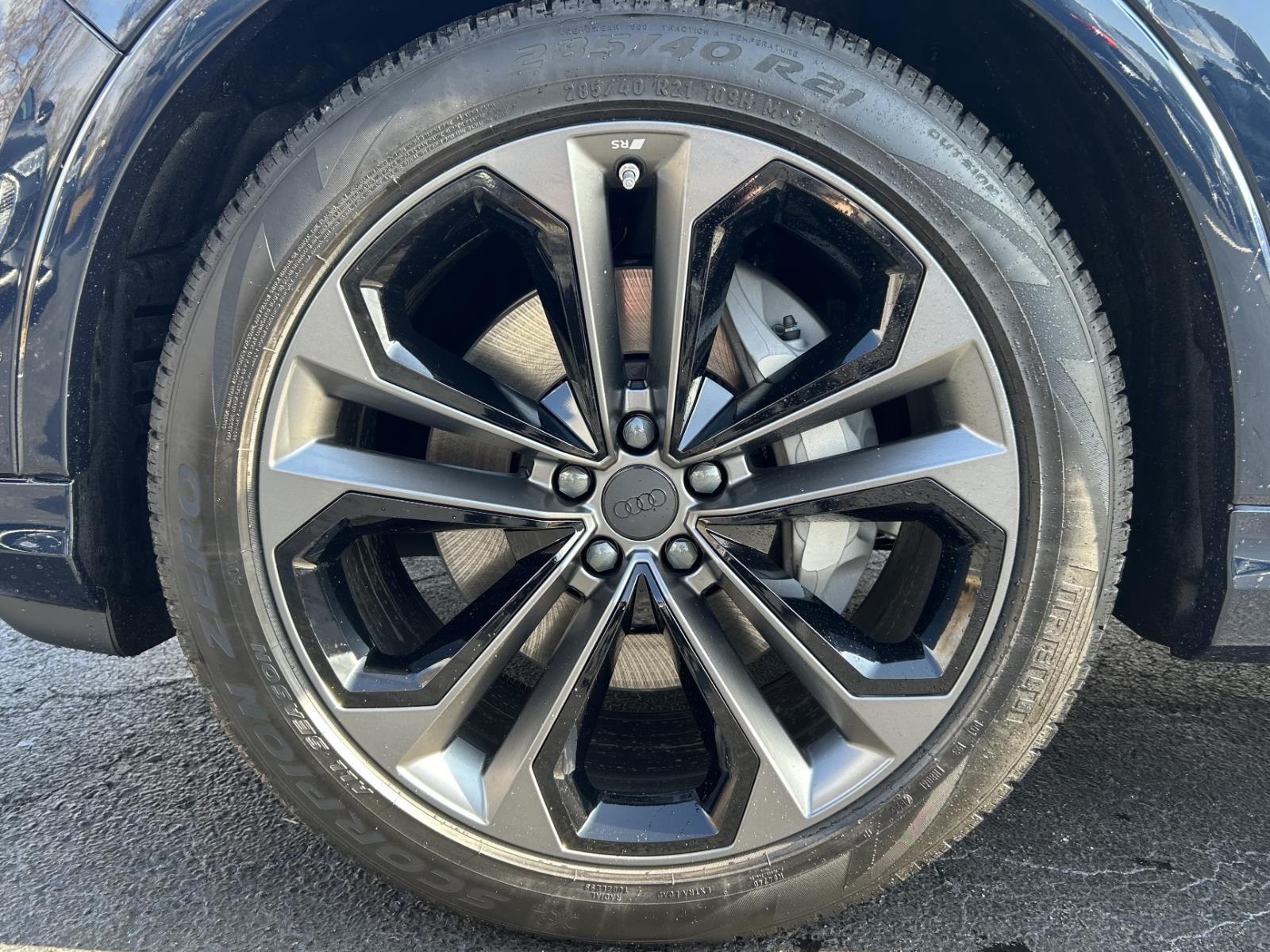 2026 Audi Q7 Premium Plus