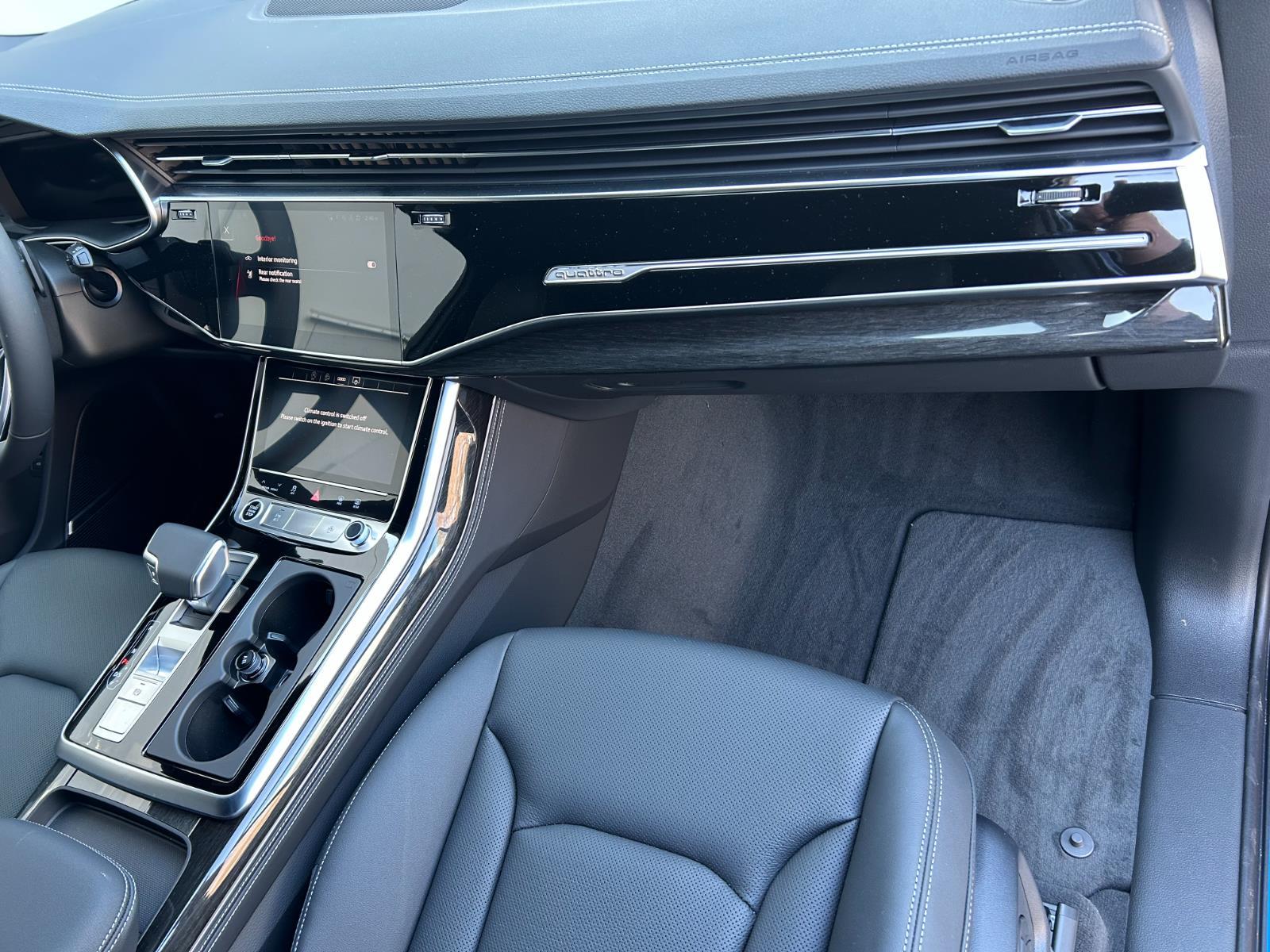 2026 Audi Q7 Premium Plus