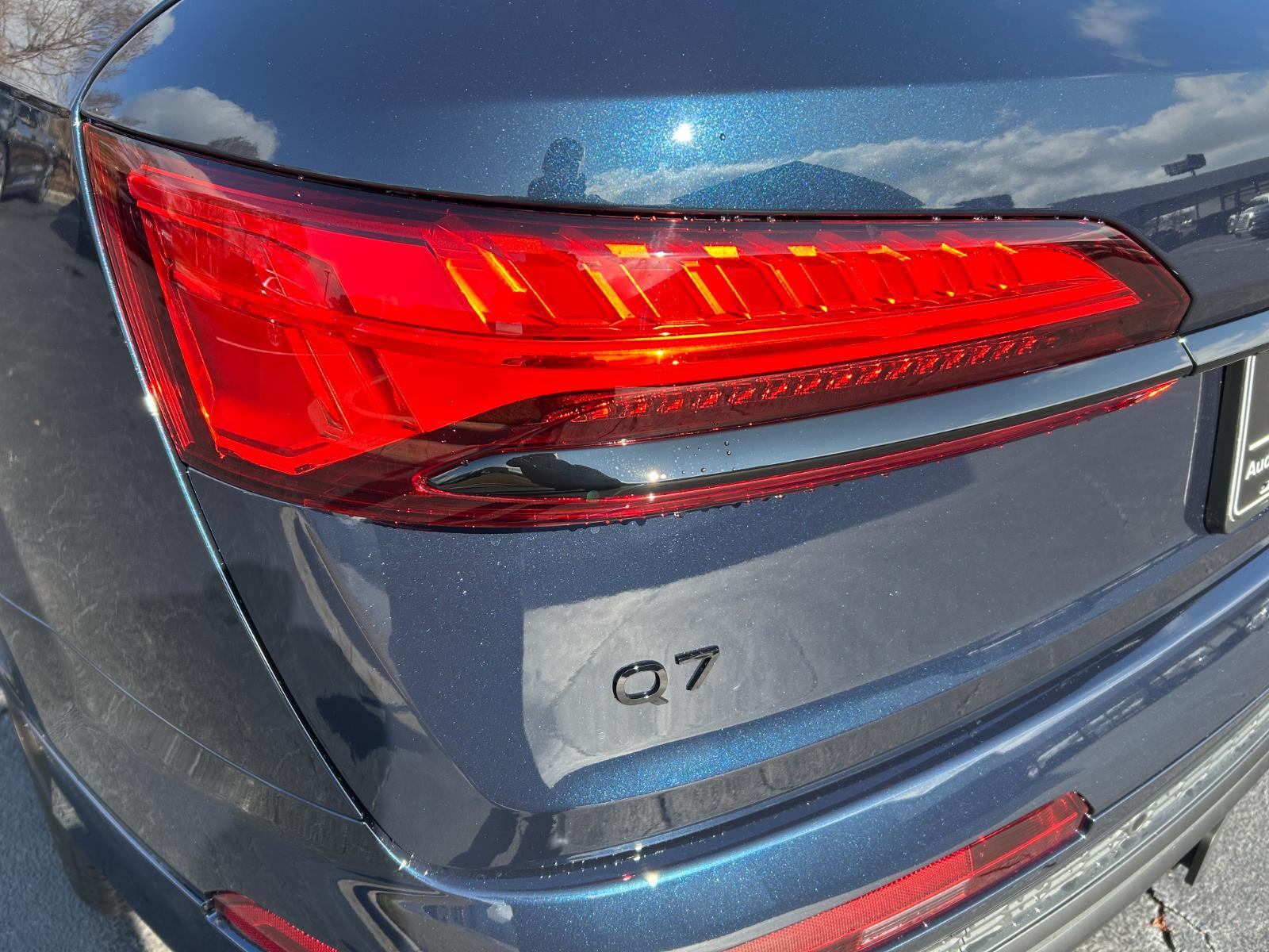 2026 Audi Q7 Premium Plus