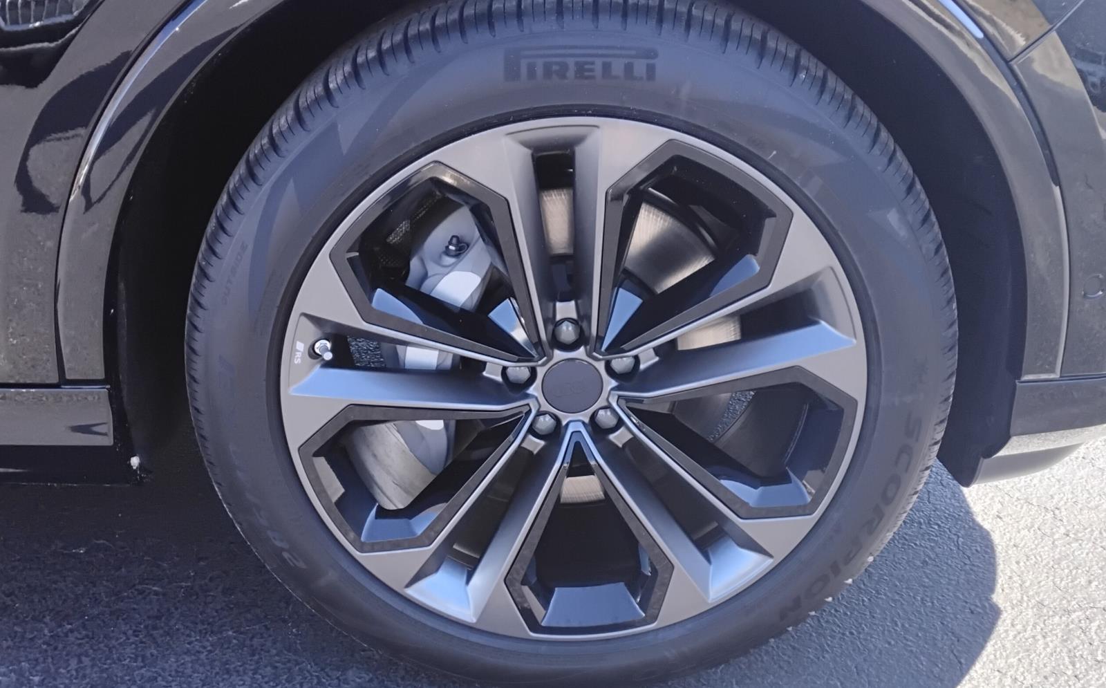 2026 Audi Q7 Premium Plus
