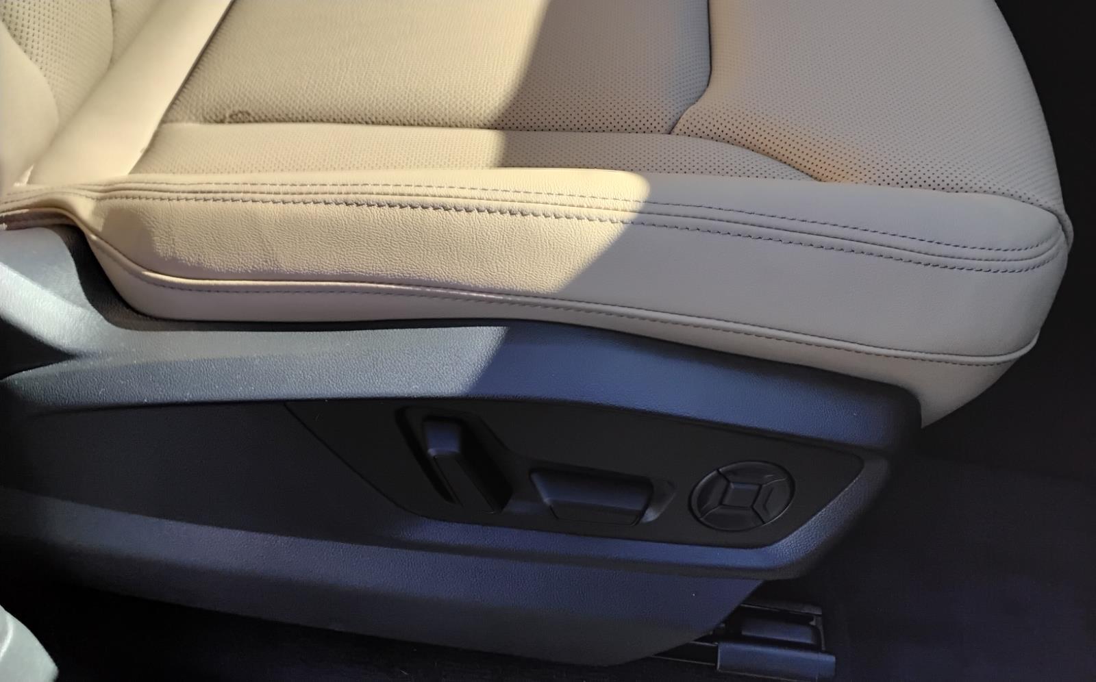2026 Audi Q7 Premium Plus