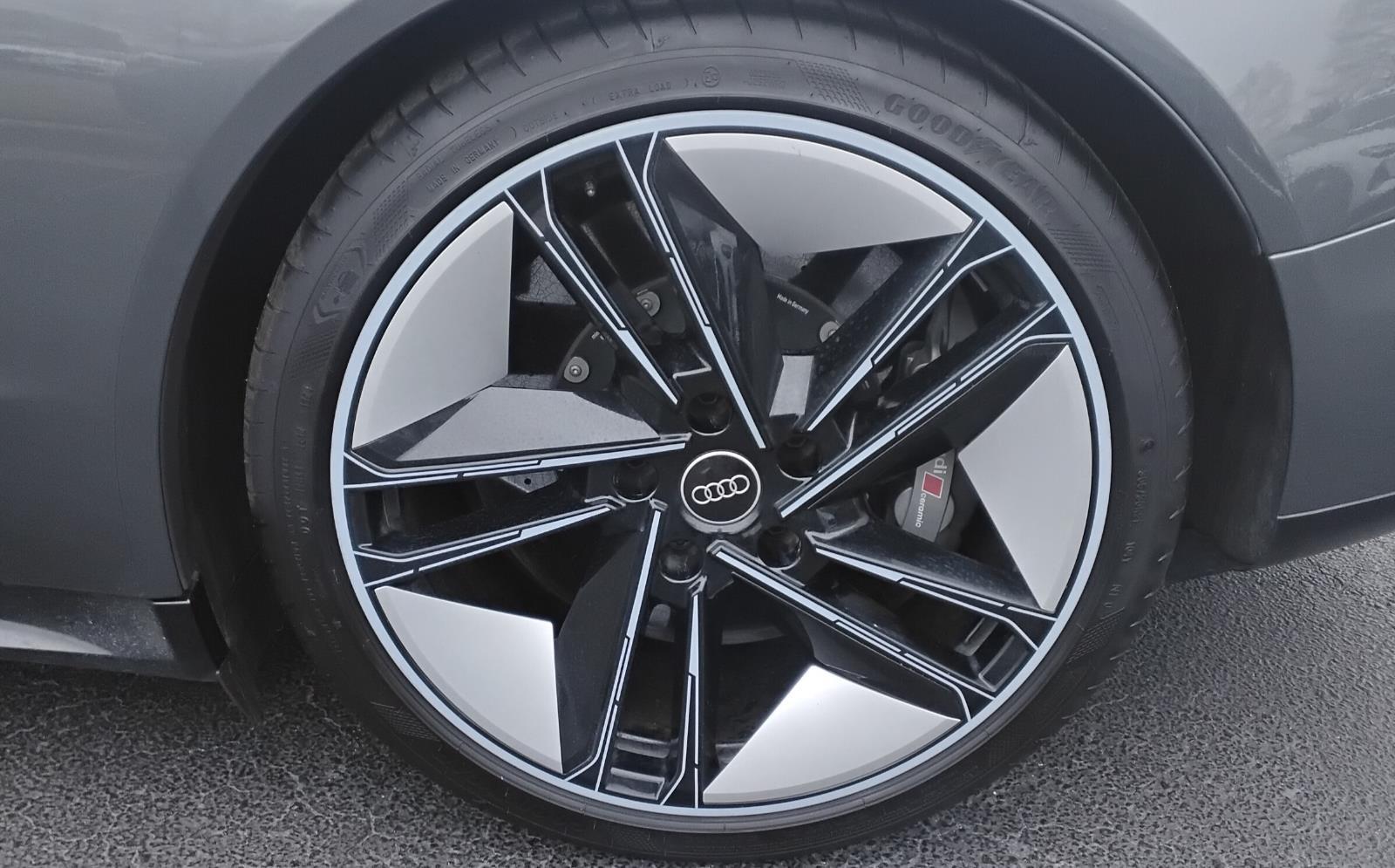 2023 Audi RS e-tron GT