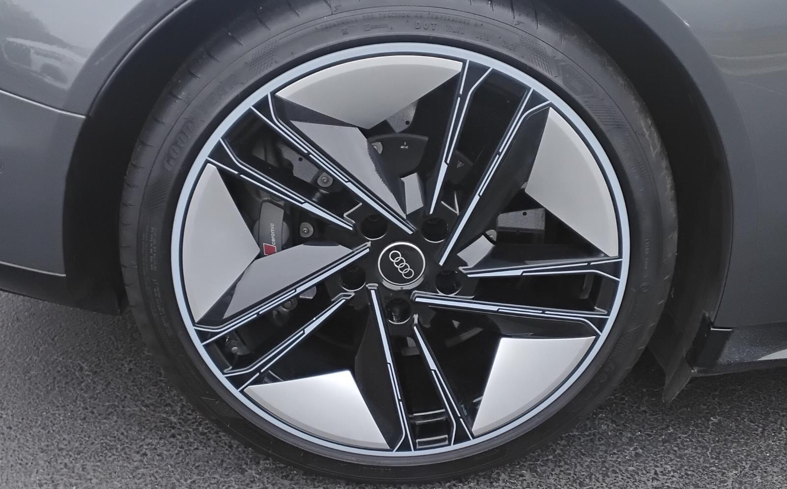 2023 Audi RS e-tron GT