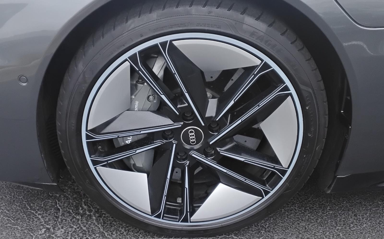 2023 Audi RS e-tron GT