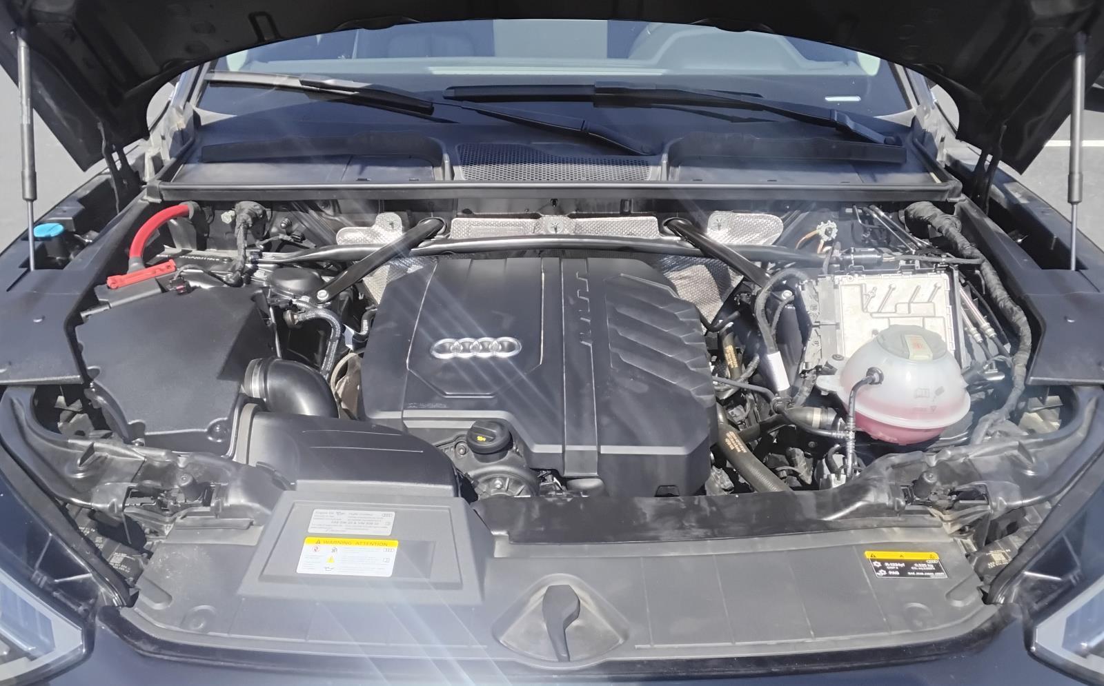 2023 Audi Q5 S line Premium Plus