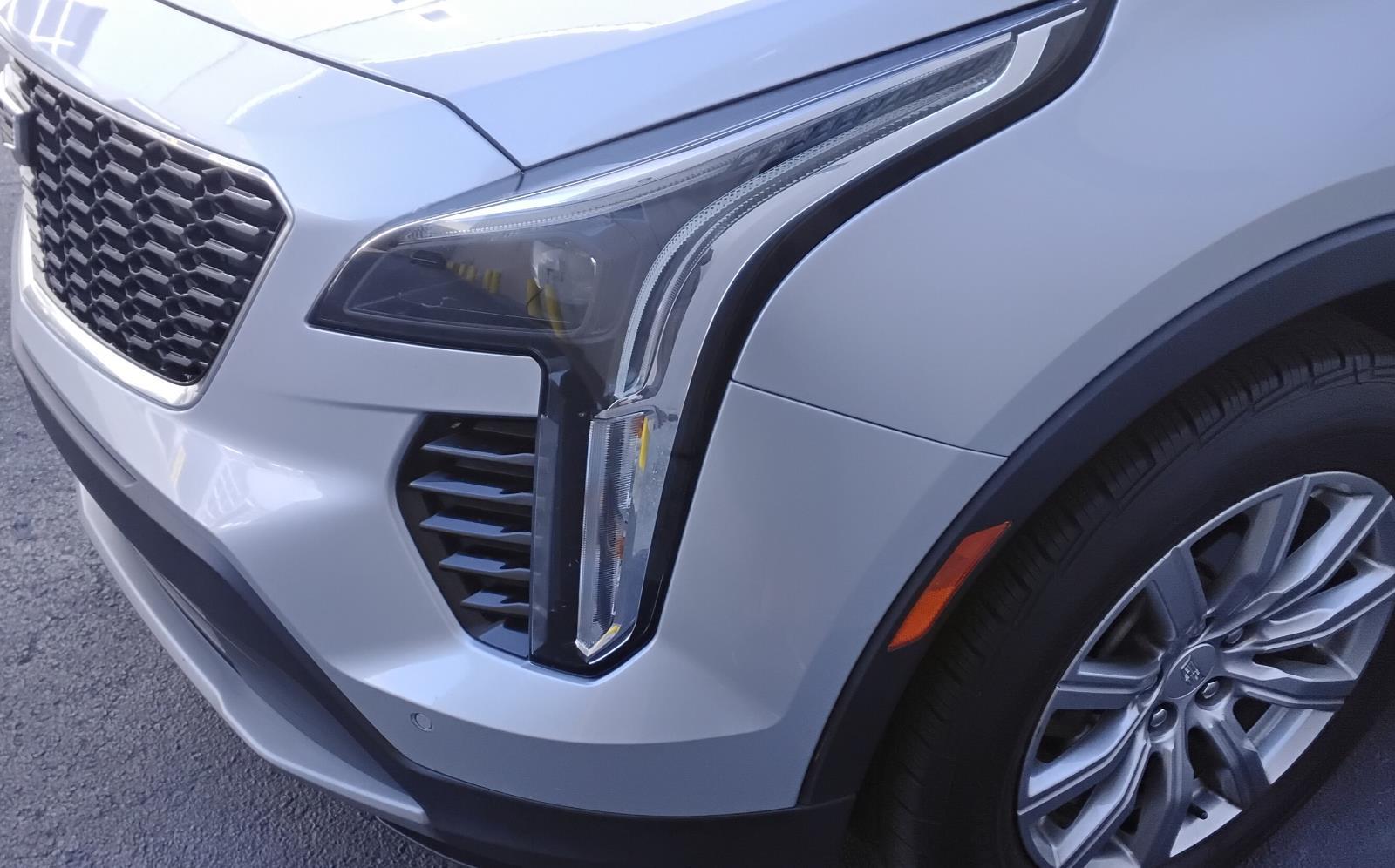 2021 Cadillac XT4 FWD Premium Luxury