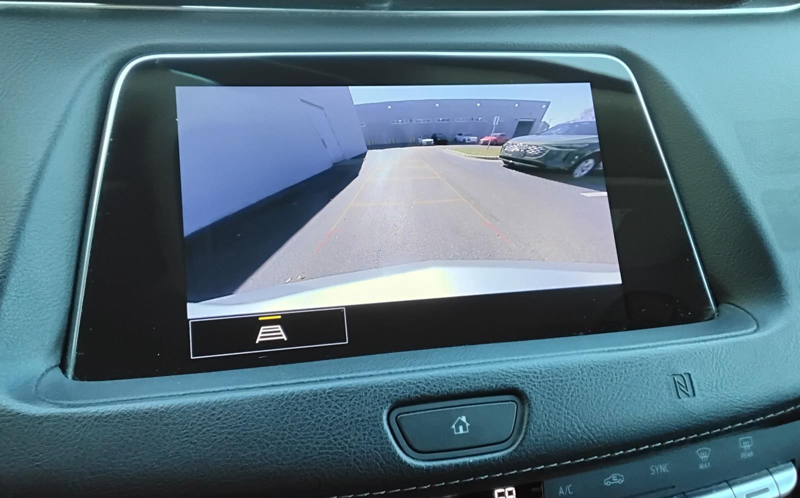 2021 Cadillac XT4 FWD Premium Luxury