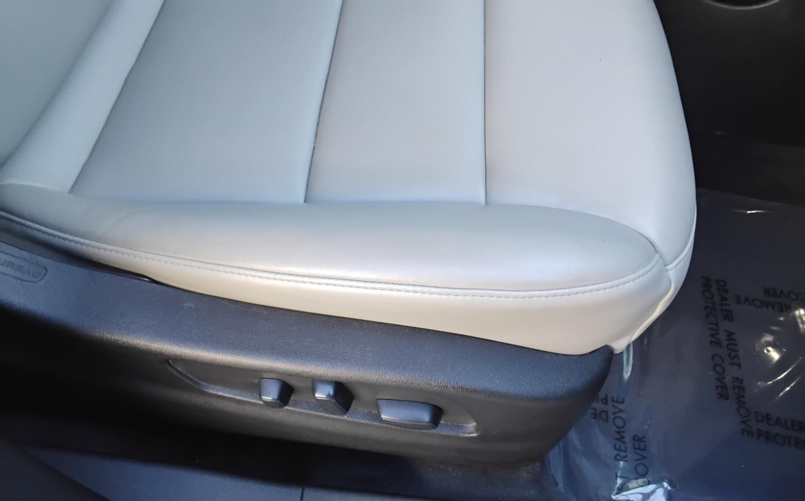 2021 Cadillac XT4 FWD Premium Luxury