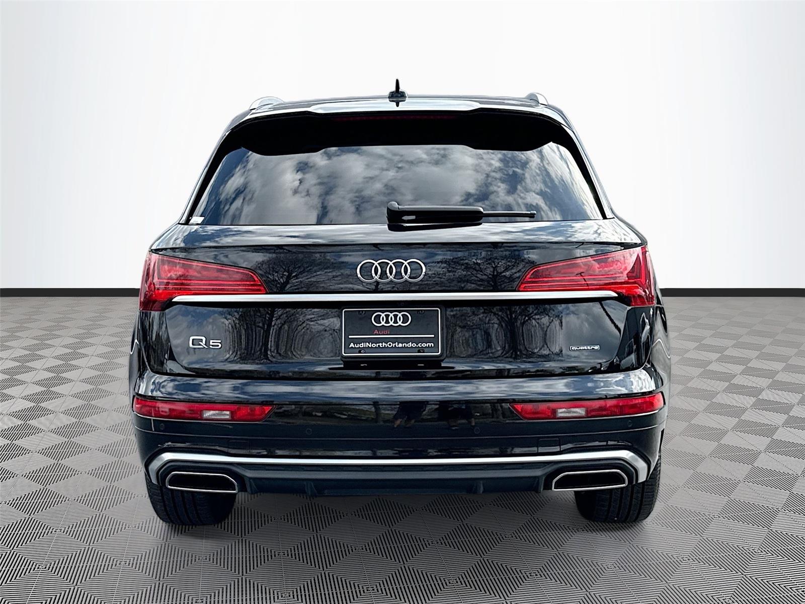 2022 Audi Q5 S line Premium Plus