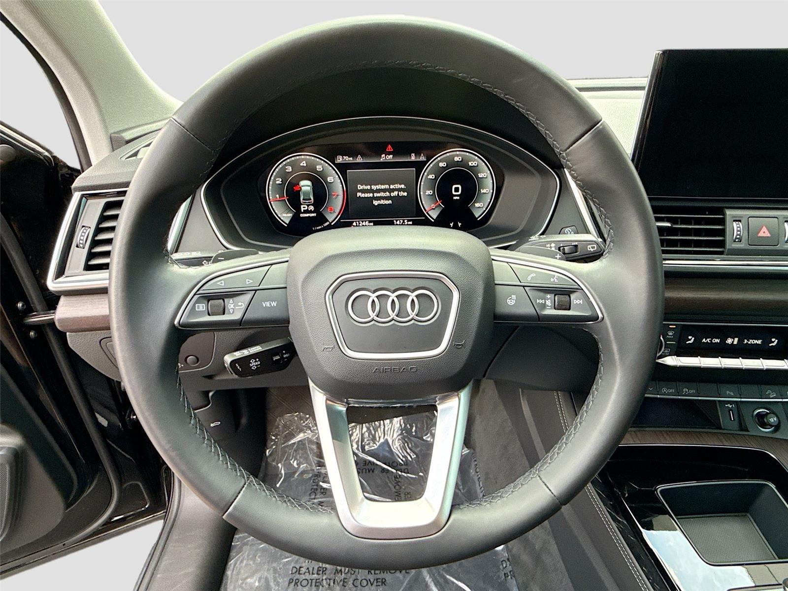 2022 Audi Q5 S line Premium Plus