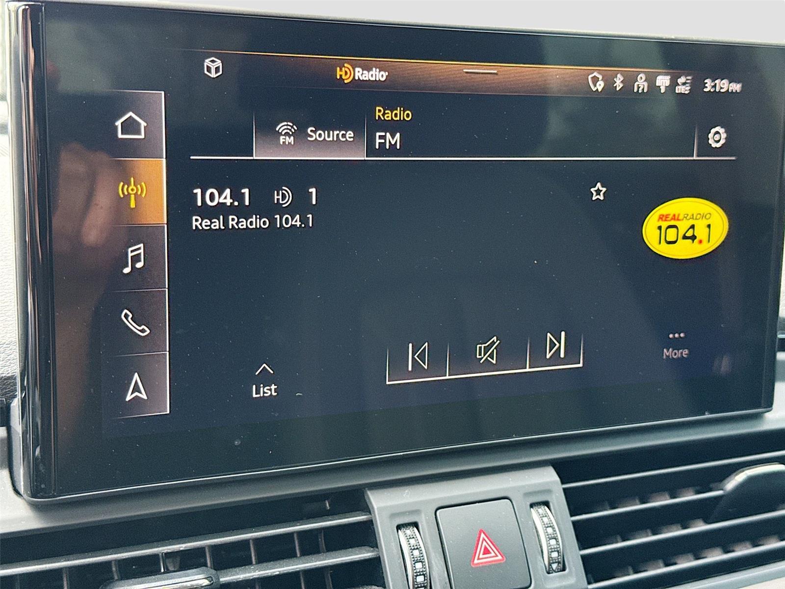 2022 Audi Q5 S line Premium Plus