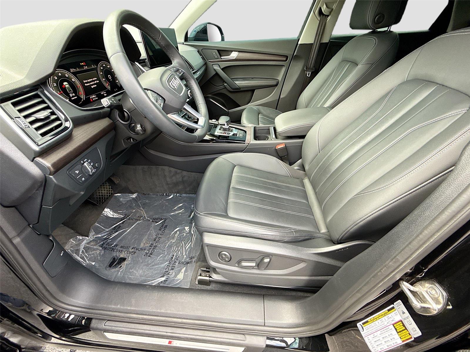 2022 Audi Q5 S line Premium Plus