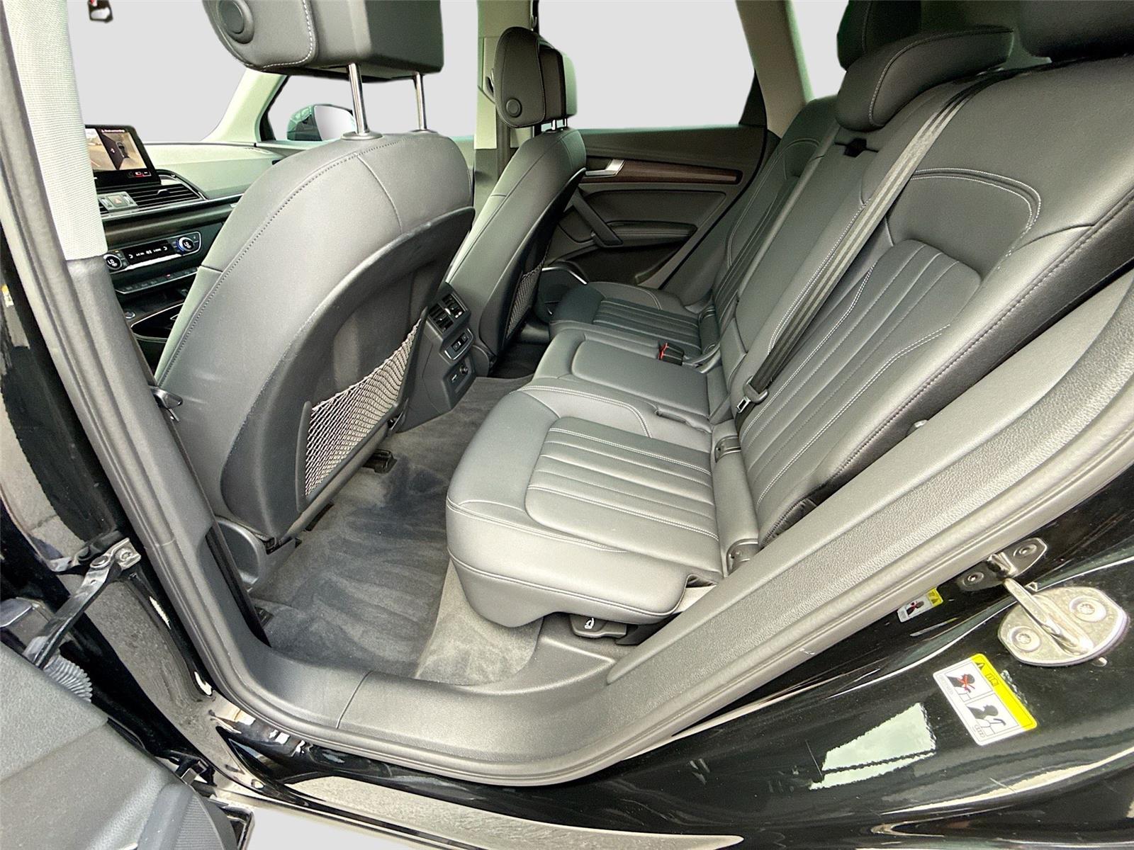 2022 Audi Q5 S line Premium Plus