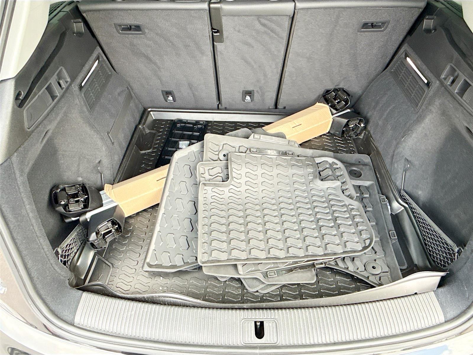 2022 Audi Q5 S line Premium Plus