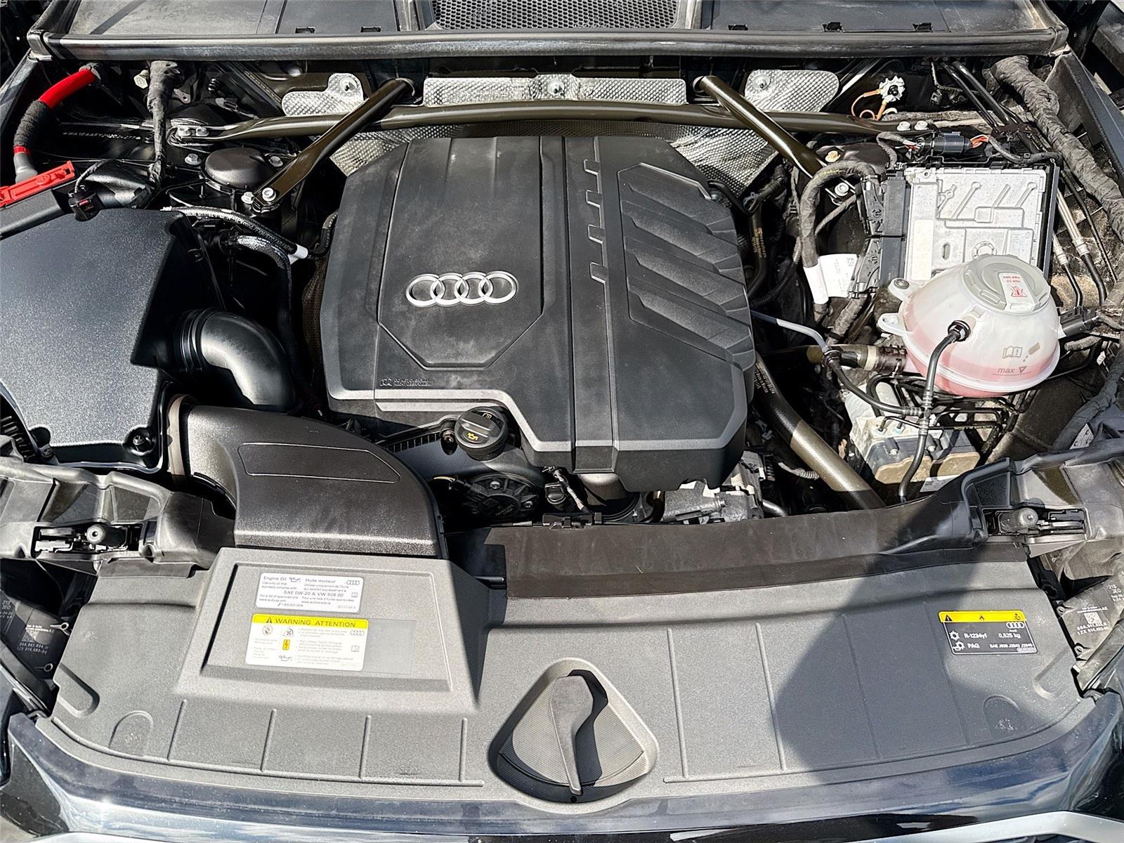 2022 Audi Q5 S line Premium Plus