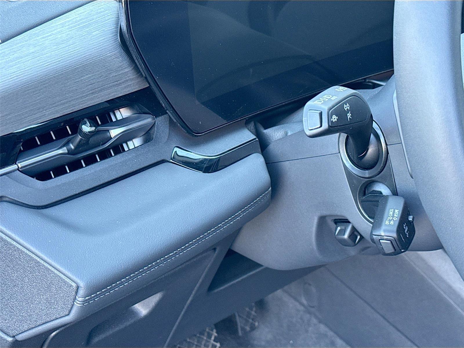 2025 Audi Q6 e-tron Premium Plus