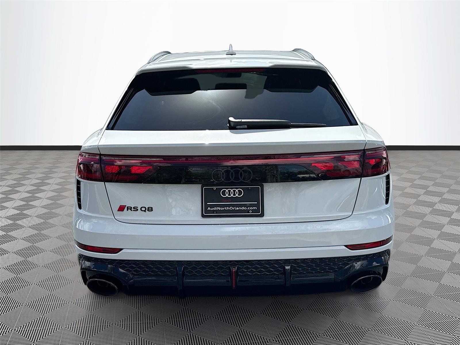 2026 Audi RS Q8 performance