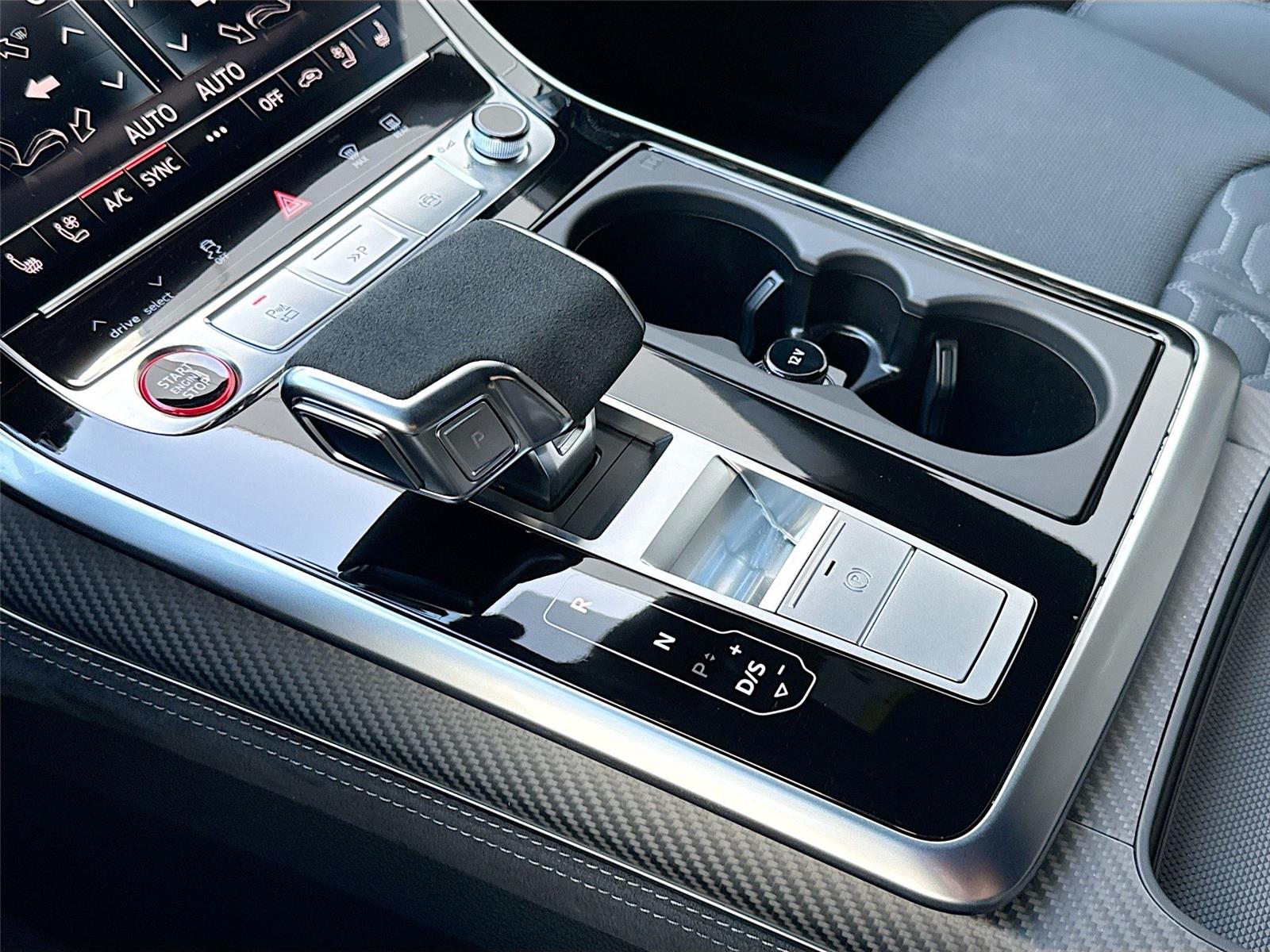 2026 Audi RS Q8 performance