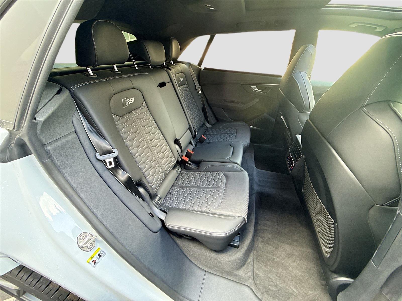 2026 Audi RS Q8 performance