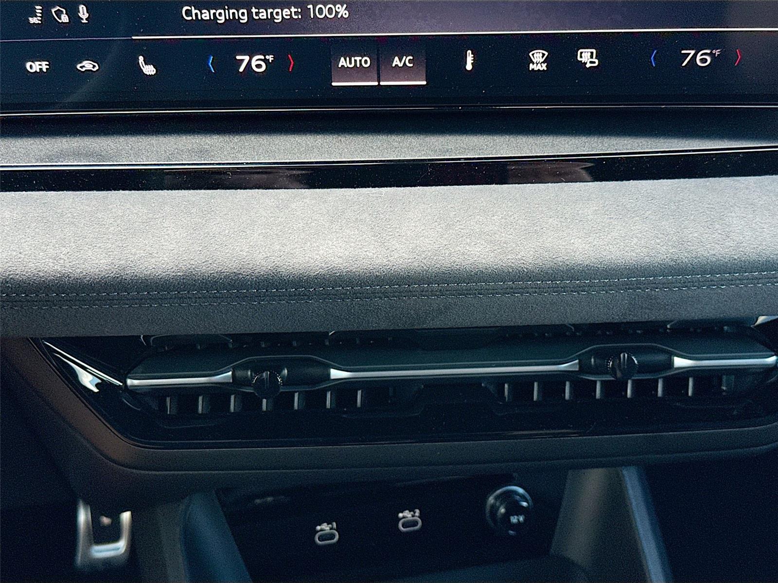 2025 Audi SQ6 e-tron Premium Plus