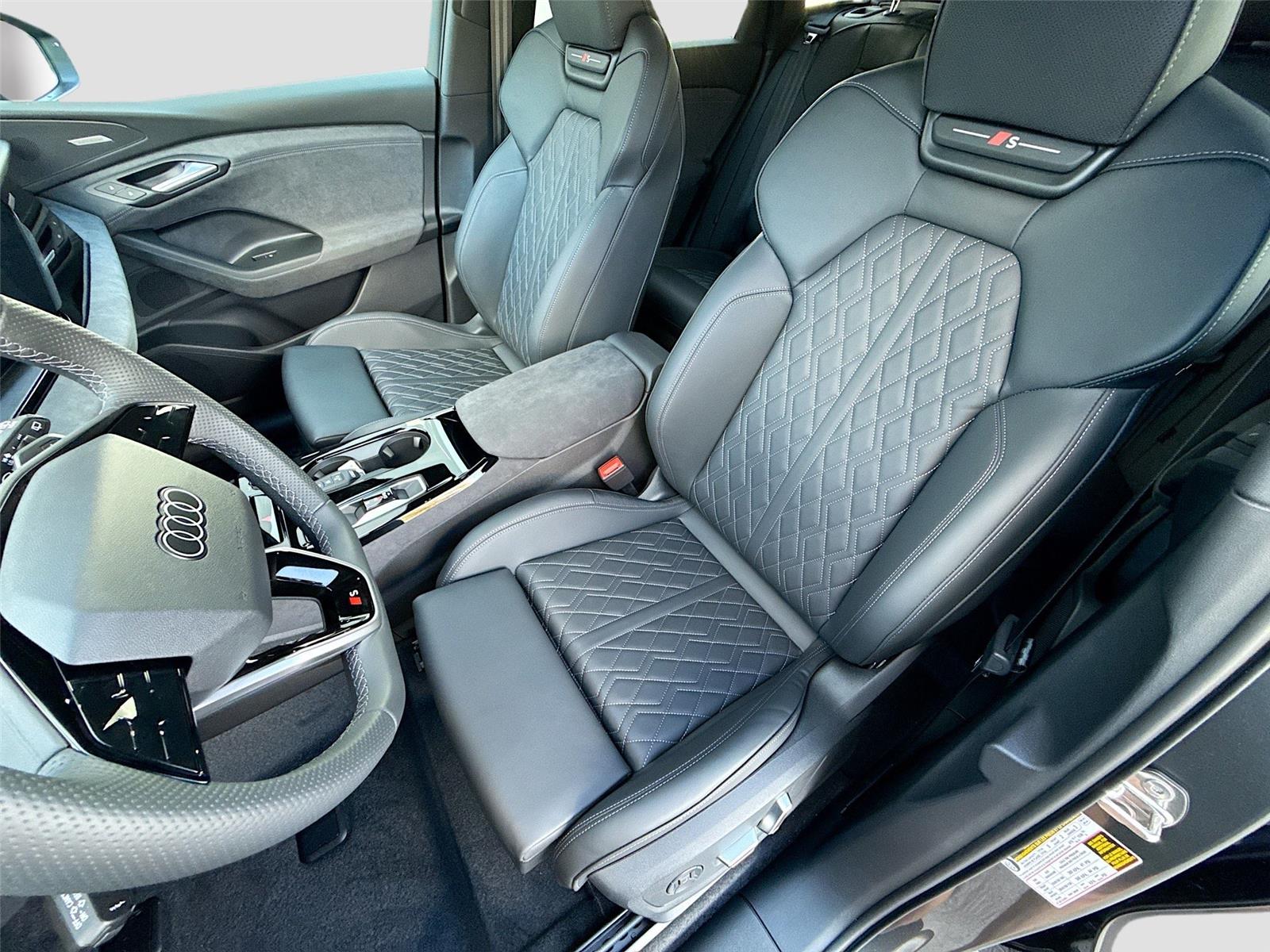 2025 Audi SQ6 e-tron Premium Plus