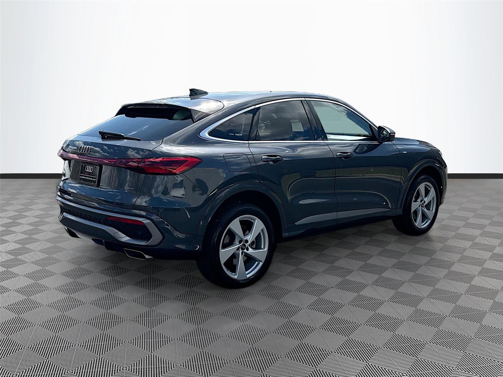 2025 Audi Q5 Sportback Premium Plus