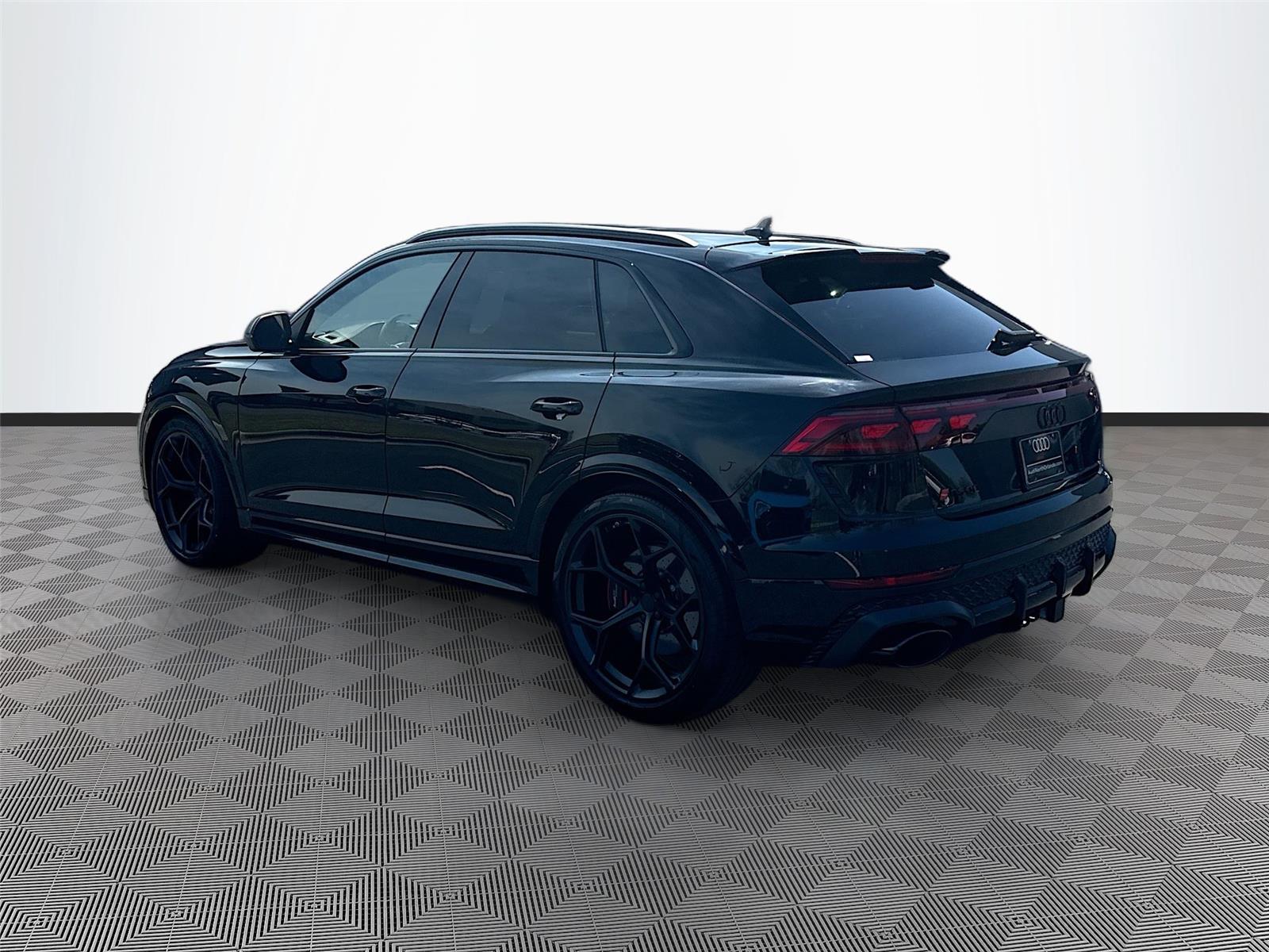 2026 Audi RS Q8 performance