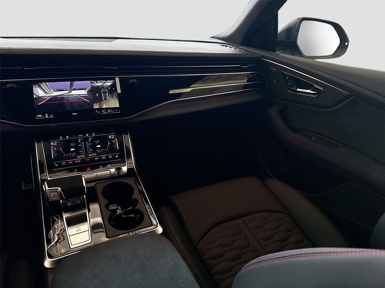 2026 Audi RS Q8 performance