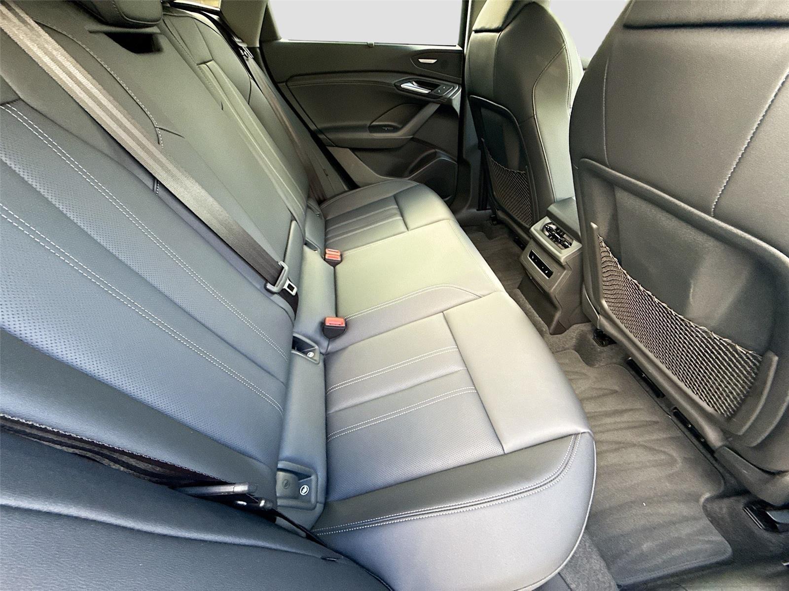 2025 Audi Q6 e-tron Sportback Prestige