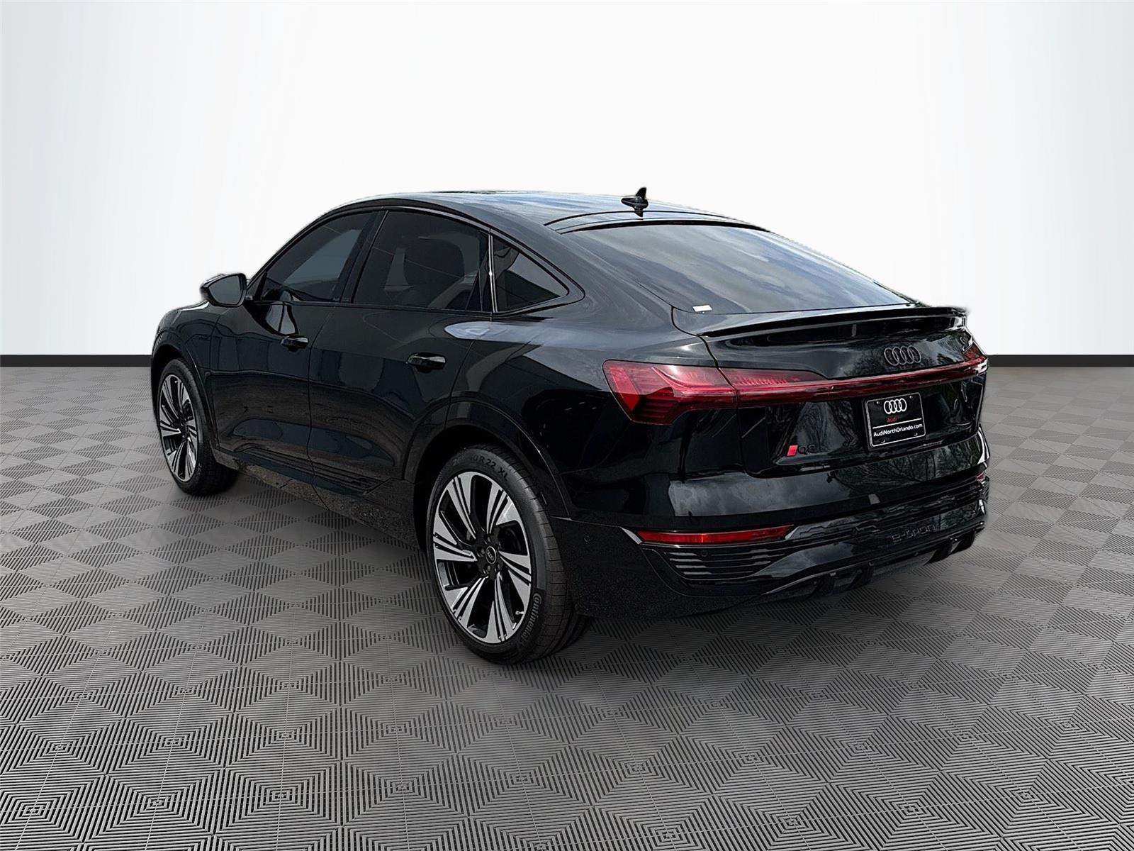 2024 Audi Q8 e-tron Sportback S line Prestige