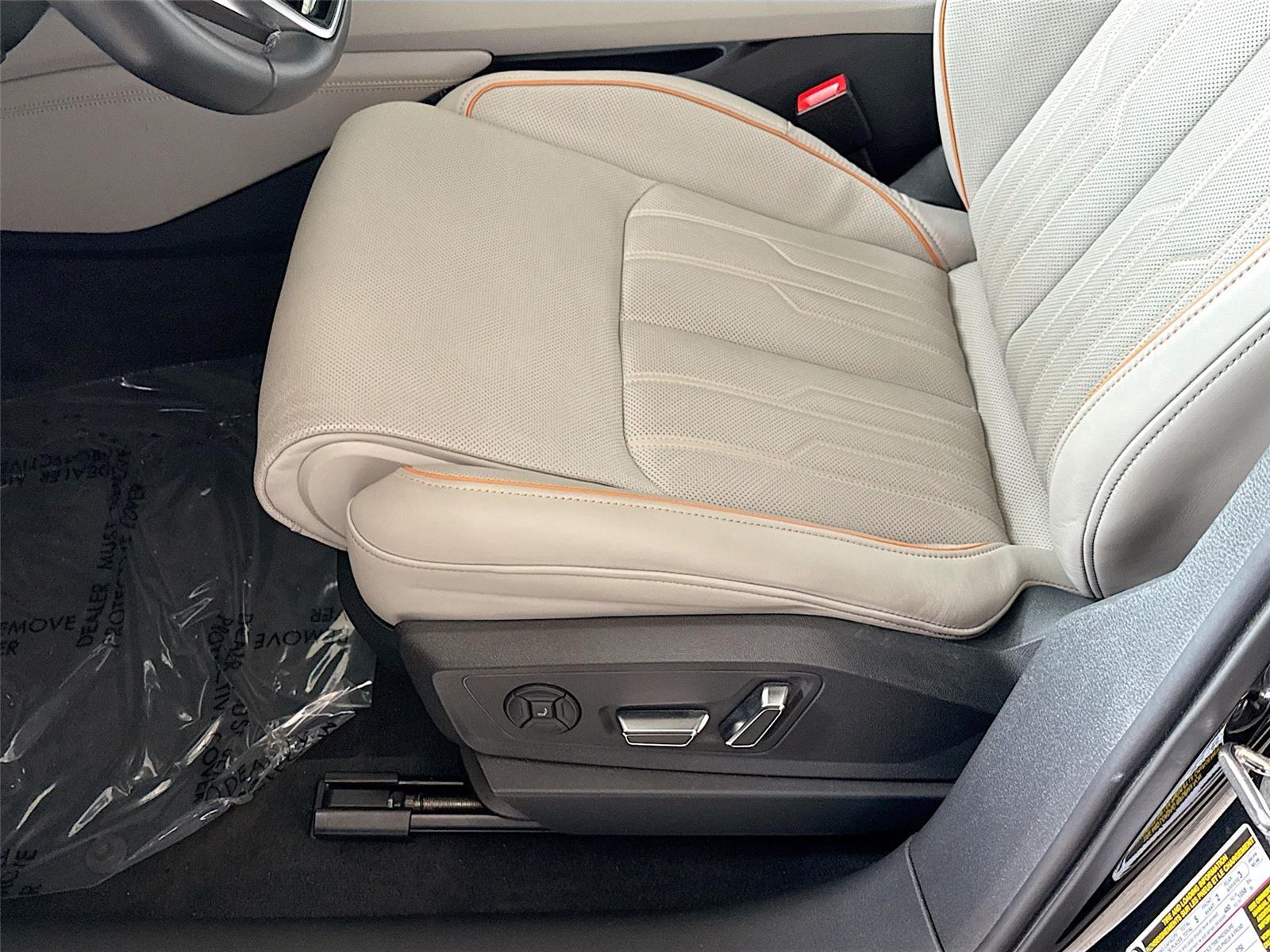 2024 Audi Q8 e-tron Sportback S line Prestige