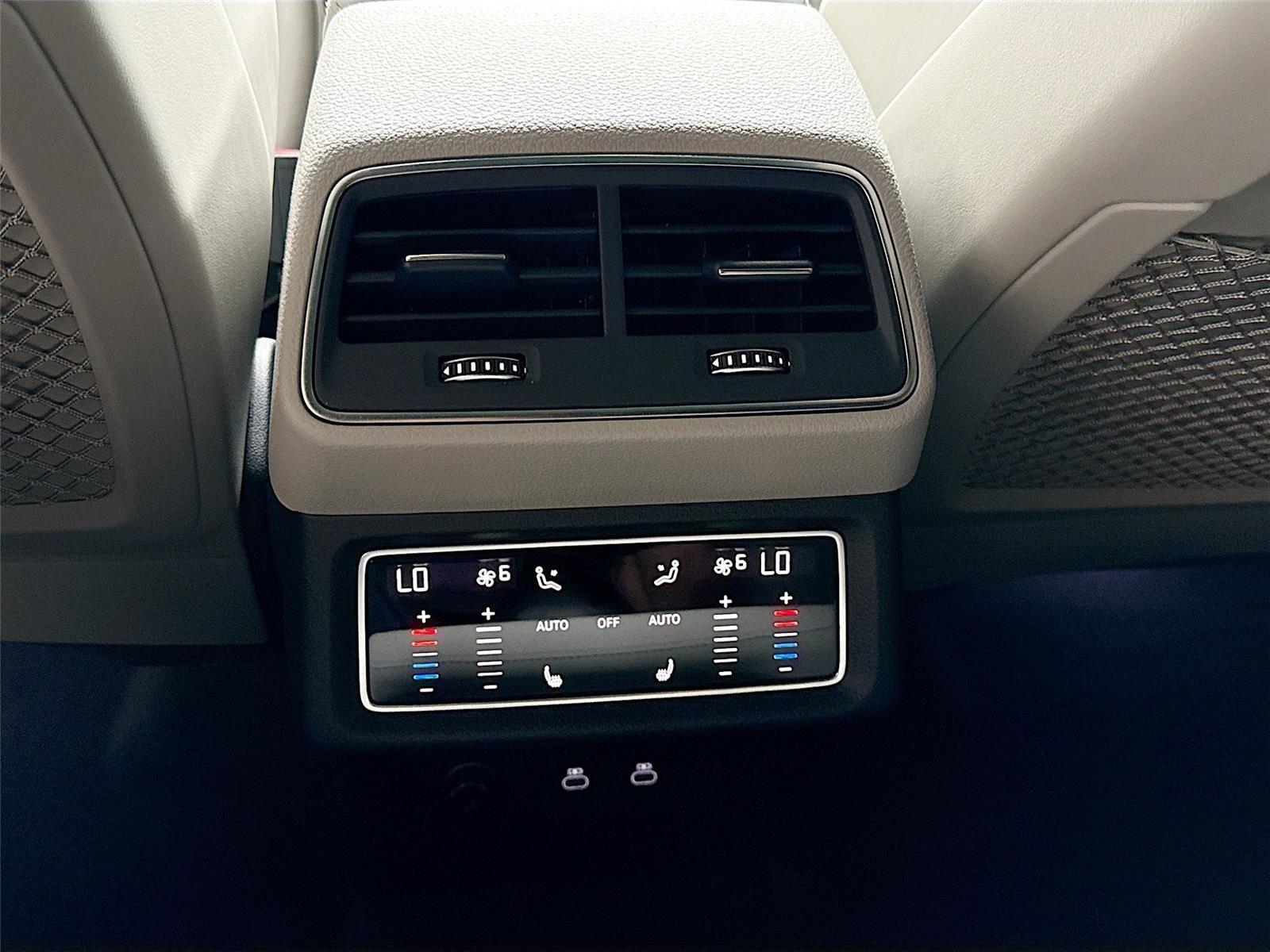 2024 Audi Q8 e-tron Sportback S line Prestige