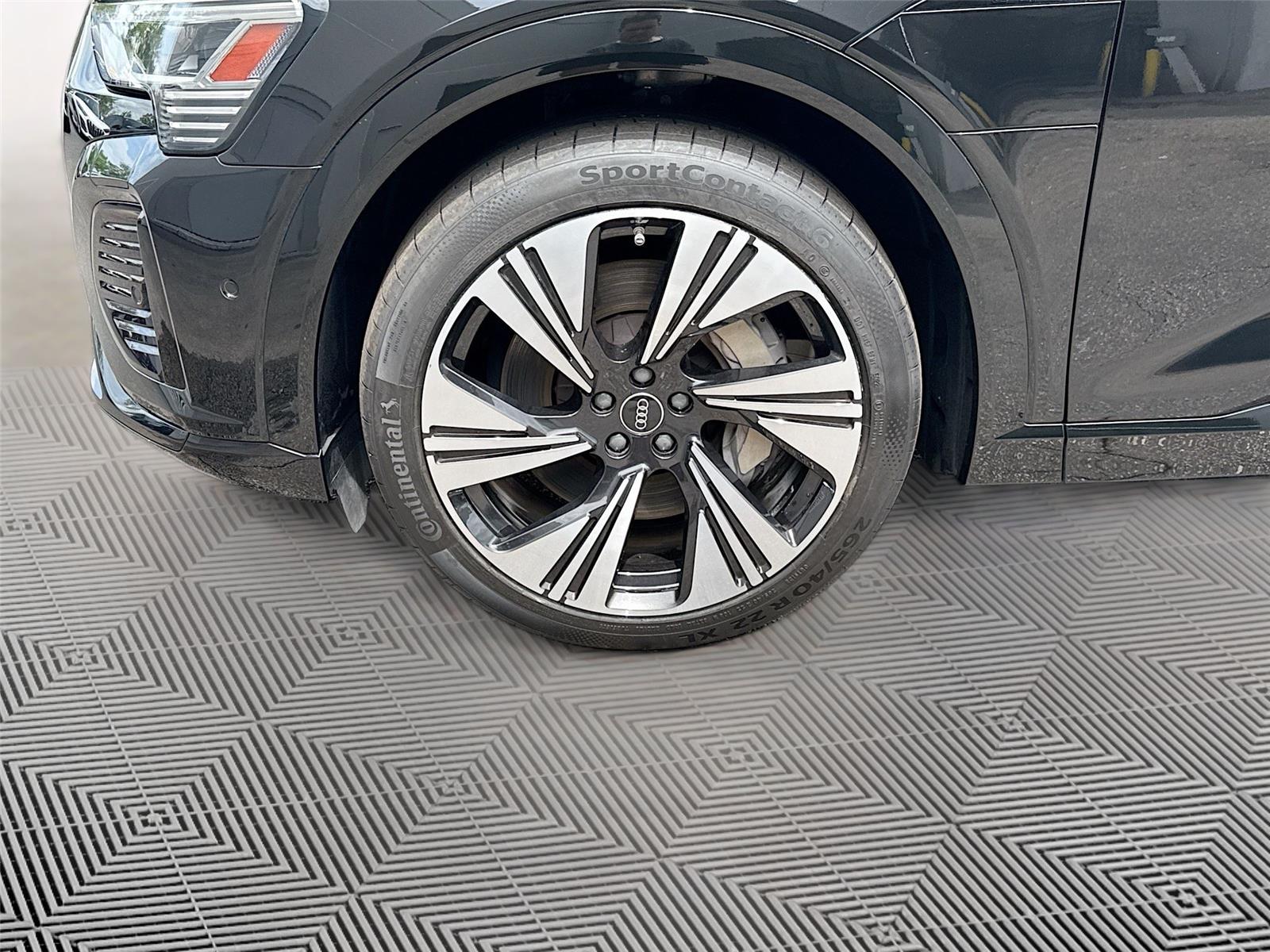 2024 Audi Q8 e-tron Sportback S line Prestige