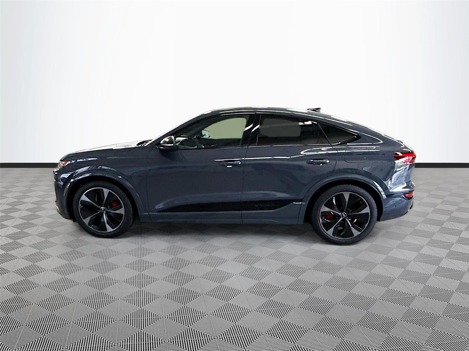 2025 Audi SQ6 e-tron Sportback Prestige