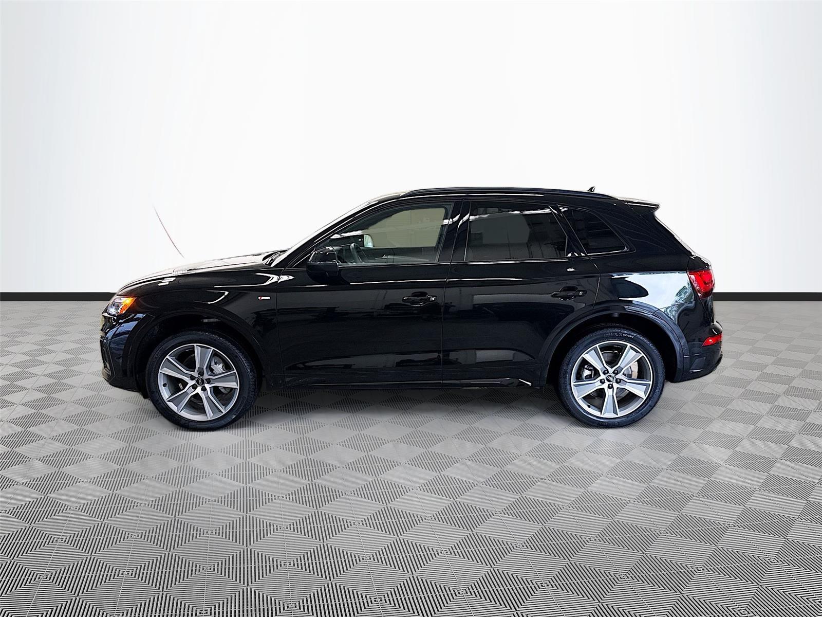 2025 Audi Q5 S line Premium