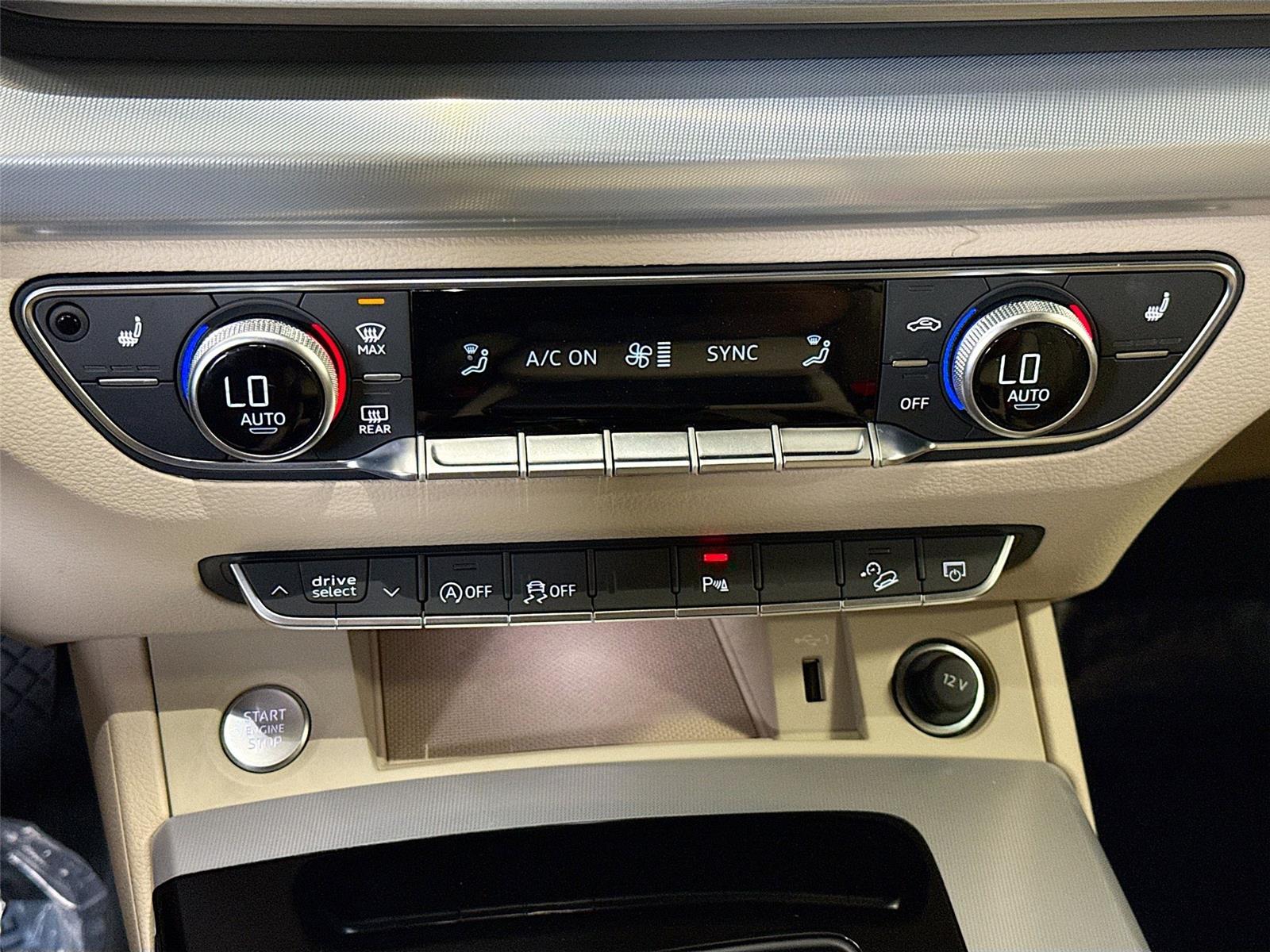 2025 Audi Q5 S line Premium