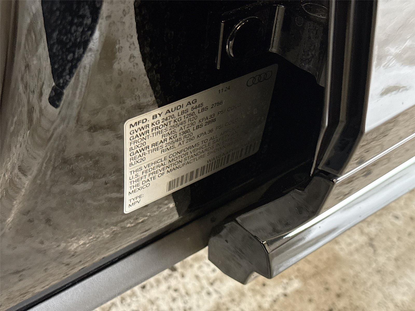 2025 Audi Q5 S line Premium