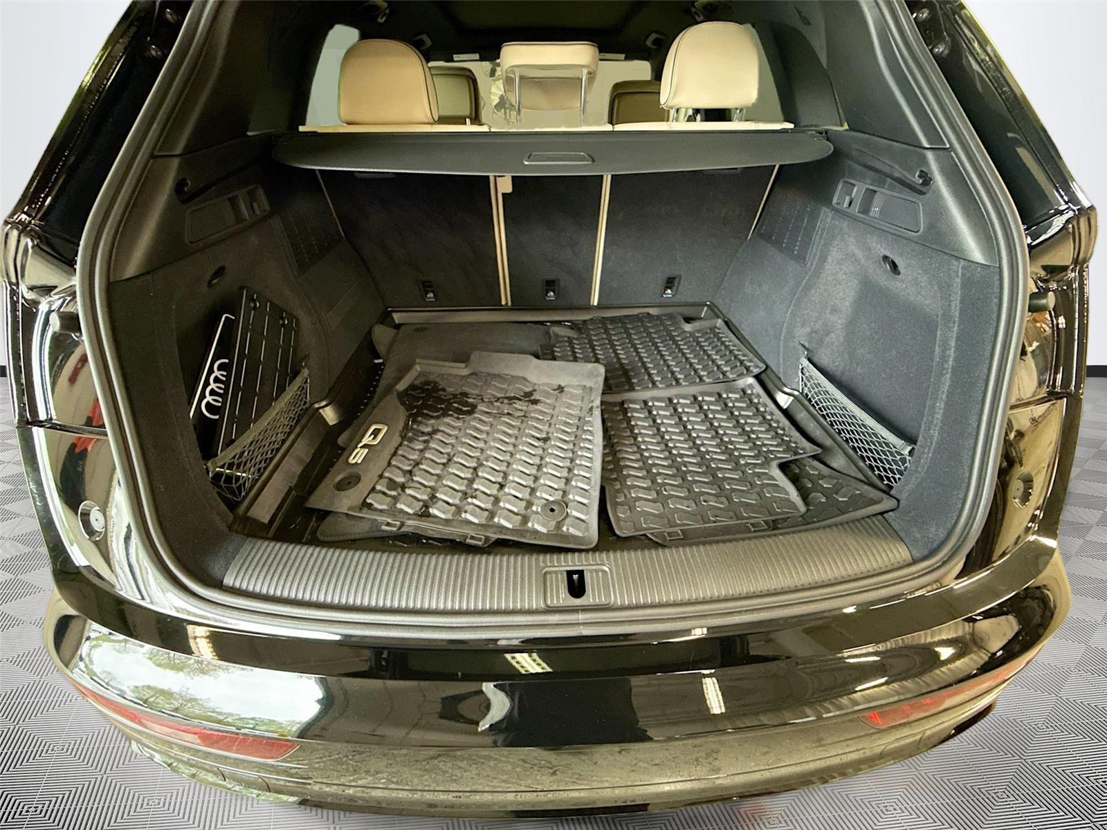 2025 Audi Q5 S line Premium