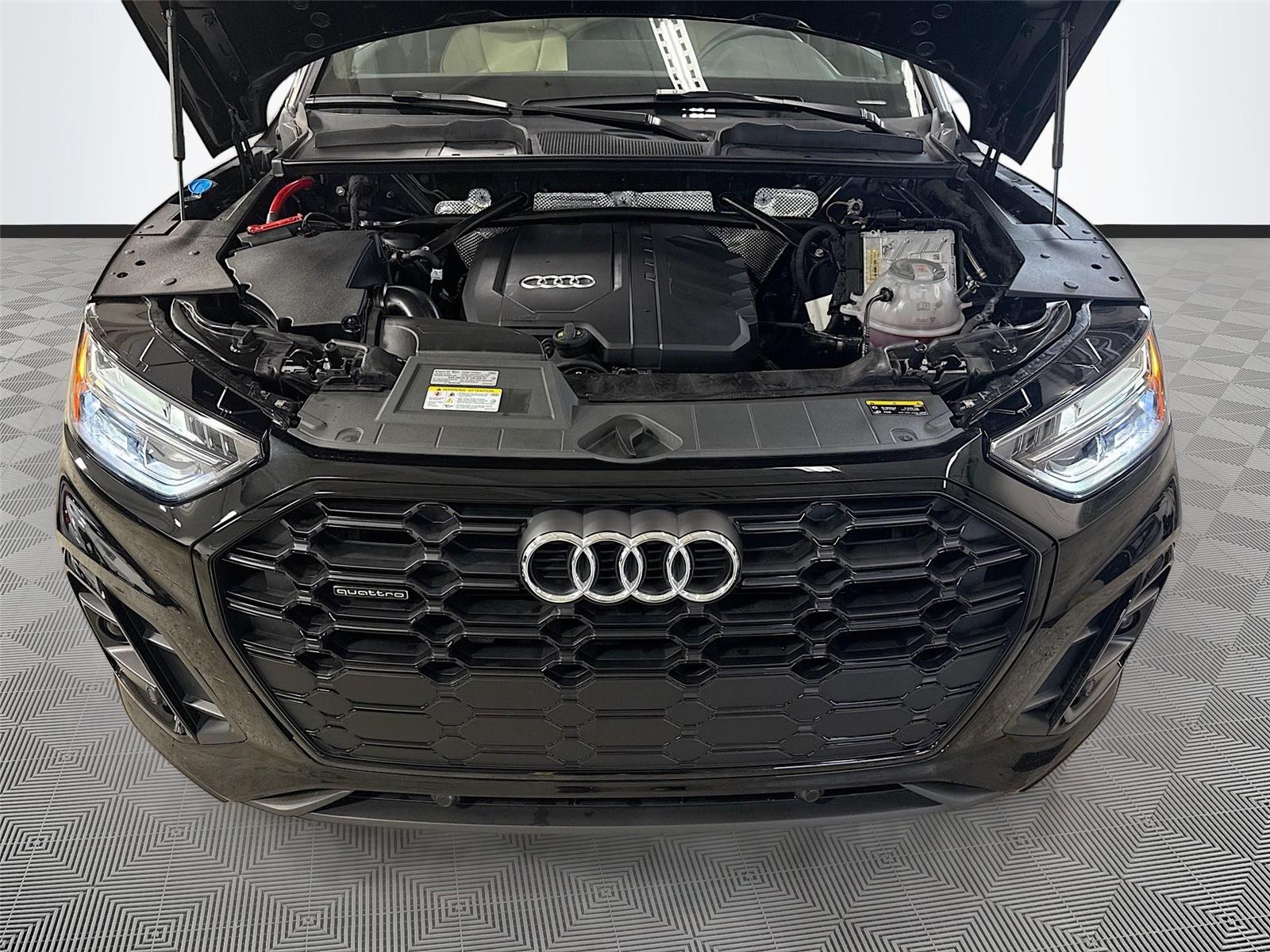 2025 Audi Q5 S line Premium