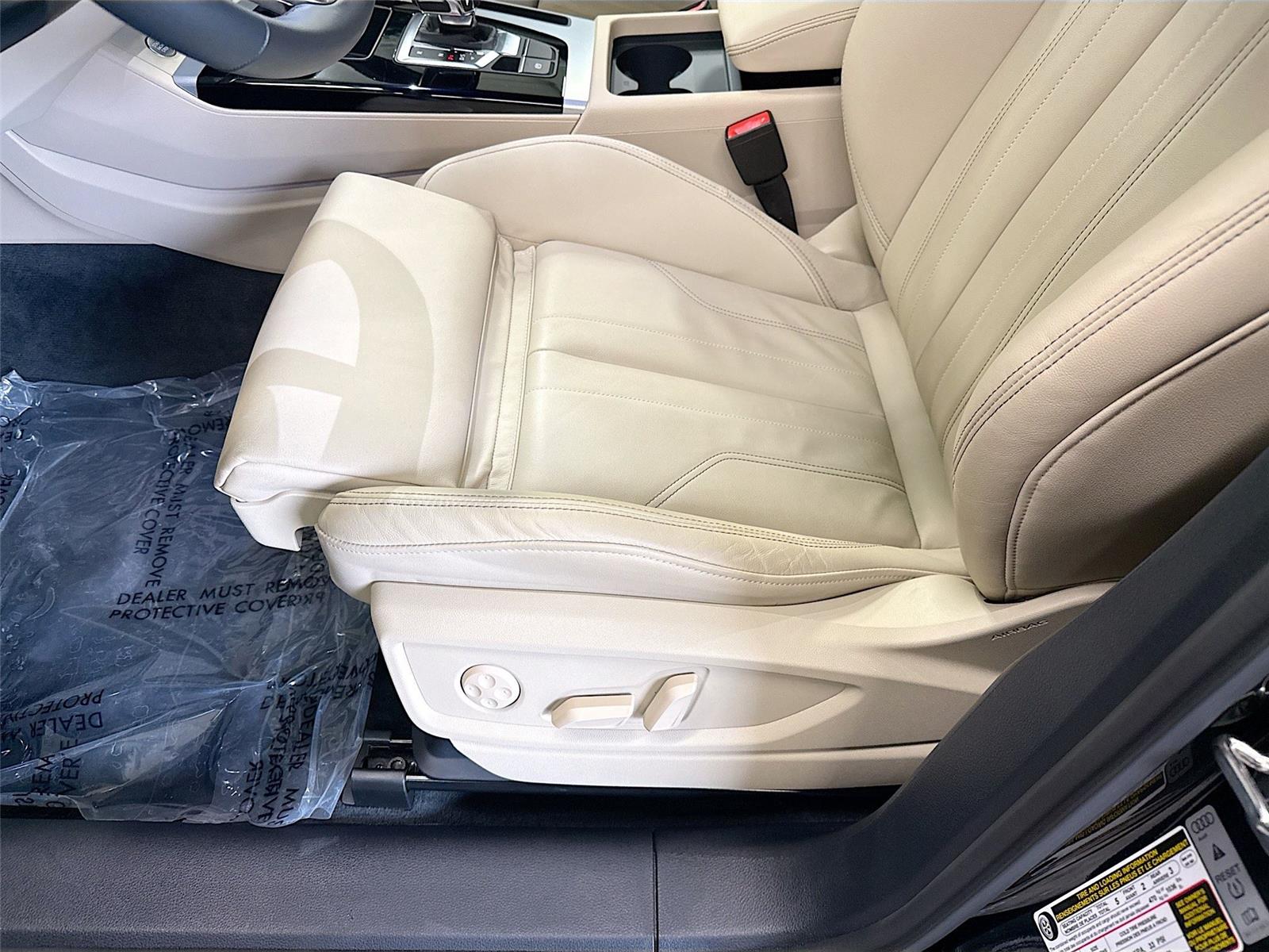 2025 Audi Q5 S line Premium