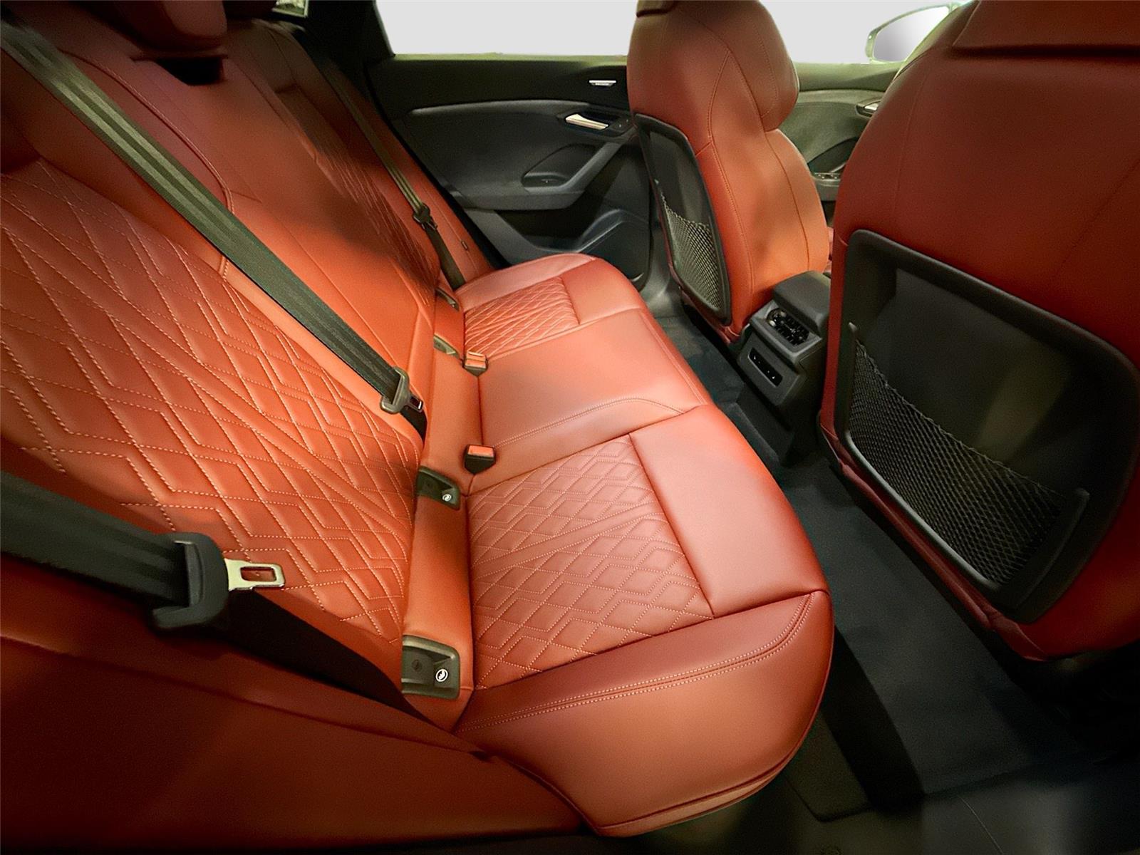 2025 Audi SQ6 e-tron Sportback Prestige