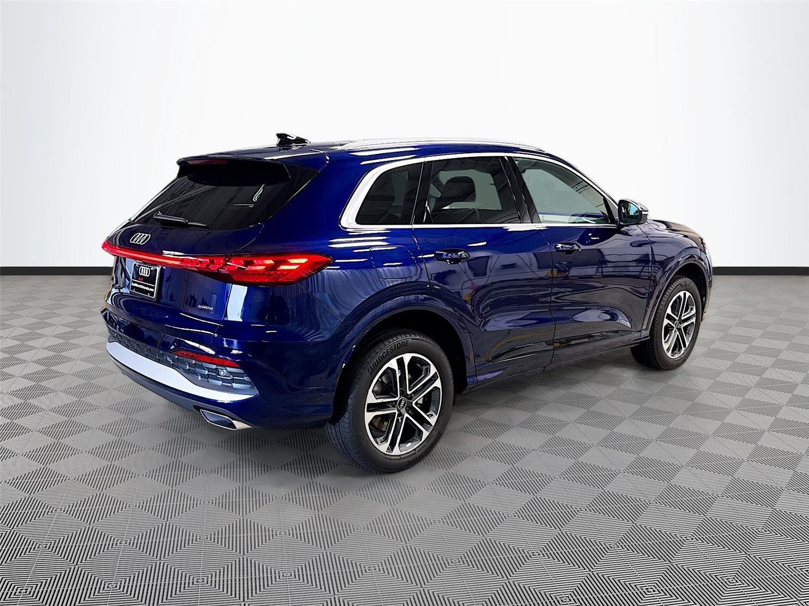 2025 Audi Q5 Premium