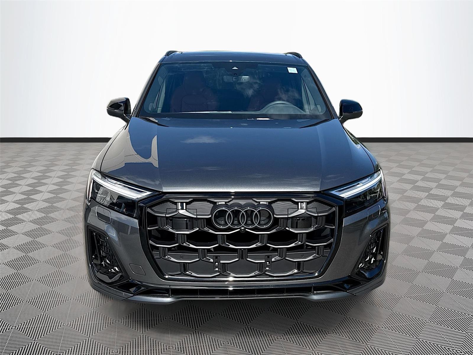 2026 Audi SQ7 Premium Plus